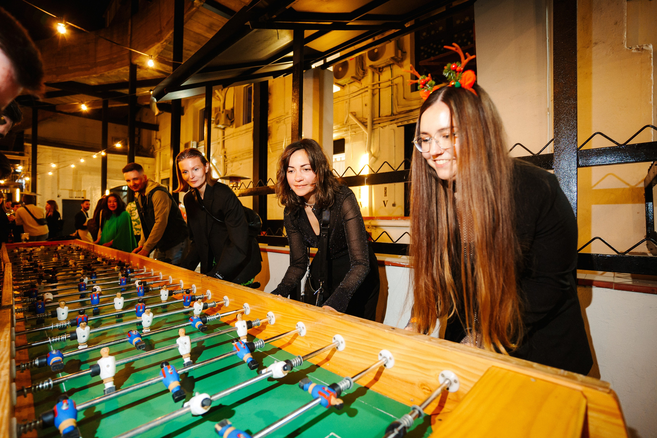 Barcelona — We shine together. Foto • Video • Produktion • Luftbildaufnahmen • Erstellung von Medien