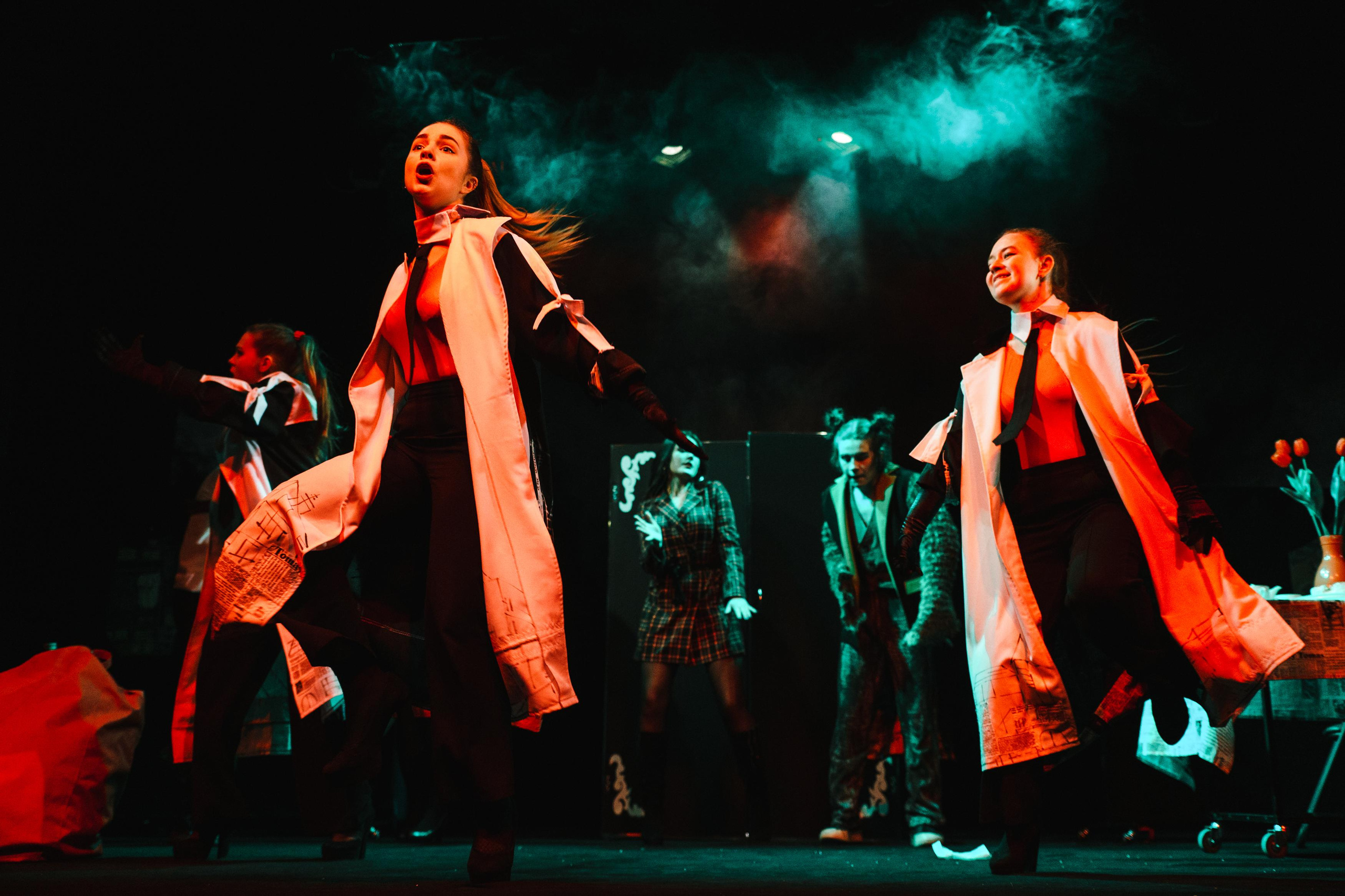 Театр «Сорванцы». Три плюс Кот. Премьера. Фото • Видео • Аэросъемка • Контент для бизнеса