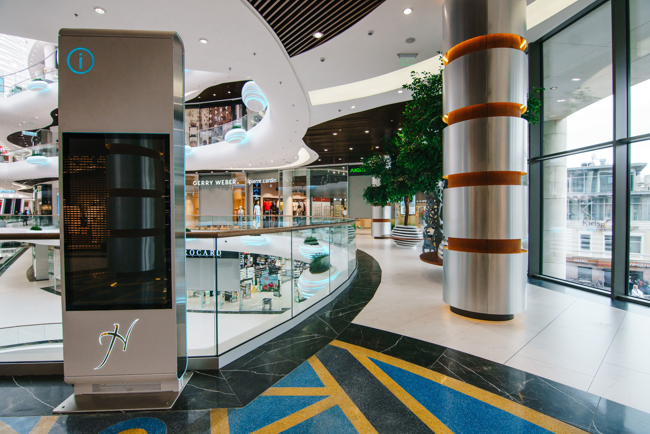 ТРЦ NIKOLSKY. Foto • Video • Produktion • Luftbildaufnahmen • Erstellung von Medien