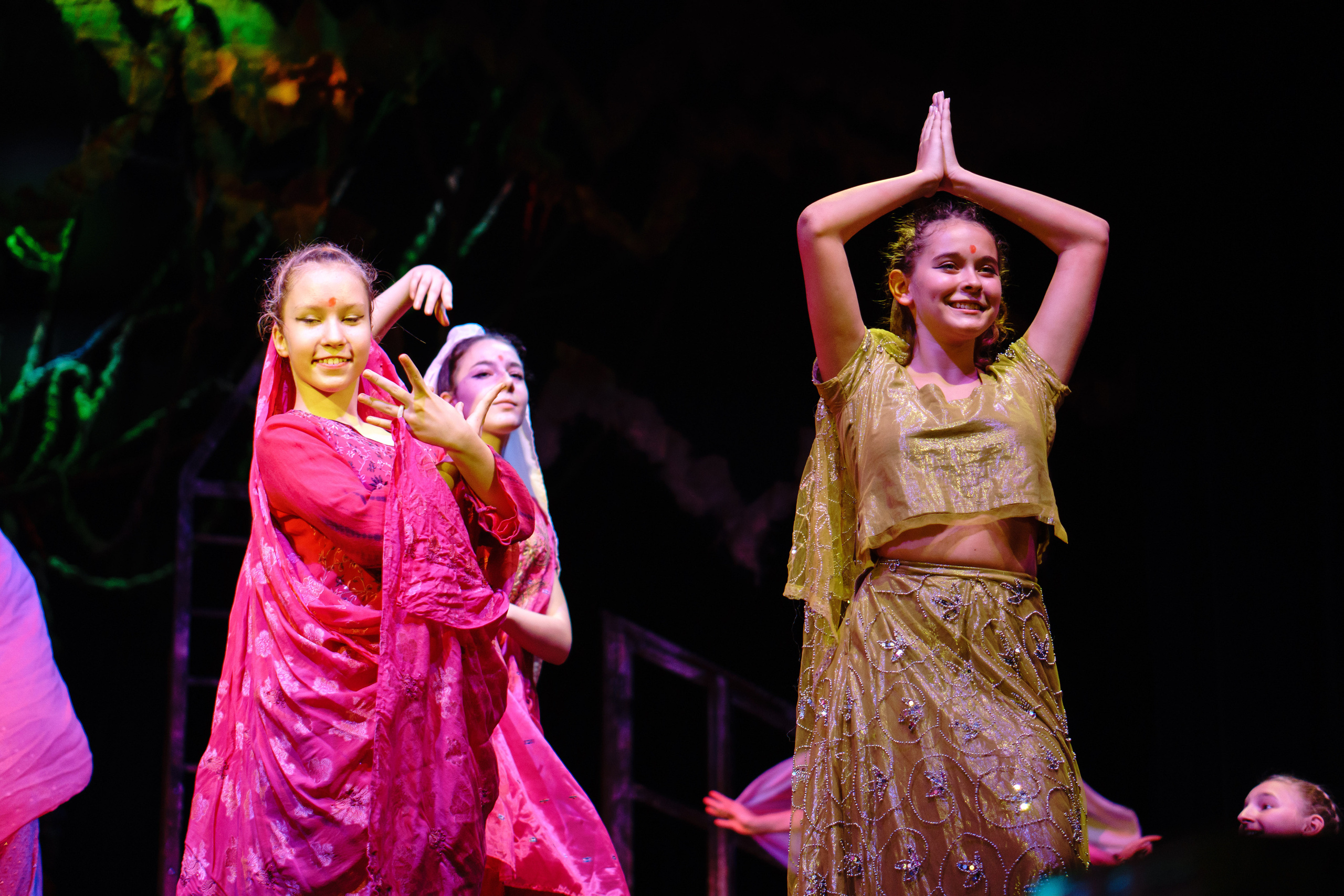 Театр «Сорванцы». Манюня. Фото • Відео • Аерозйомка • Контент для бізнесу