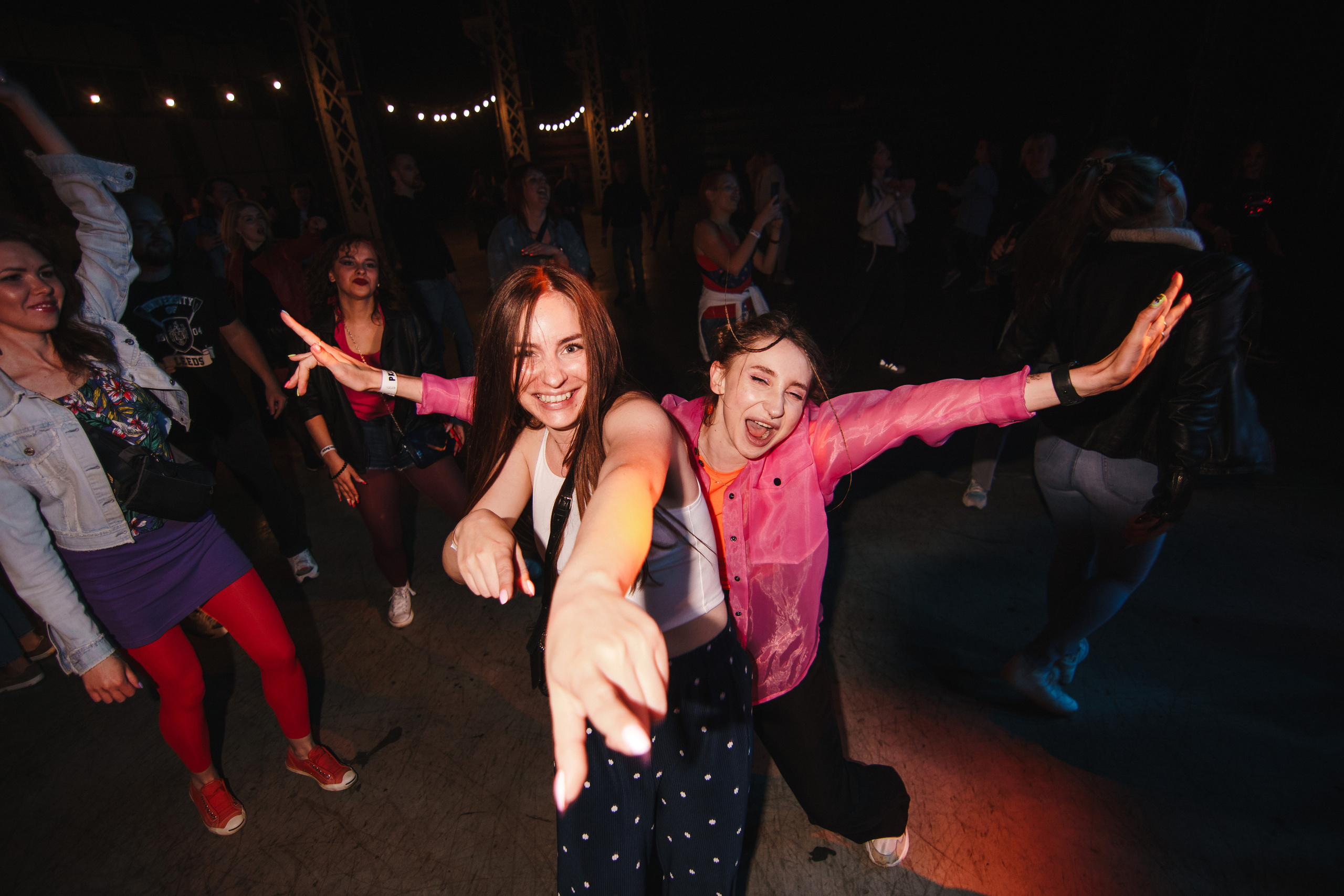 Фестиваль Поколение 90-х. День 2. Foto • Video • Produktion • Luftbildaufnahmen • Erstellung von Medien