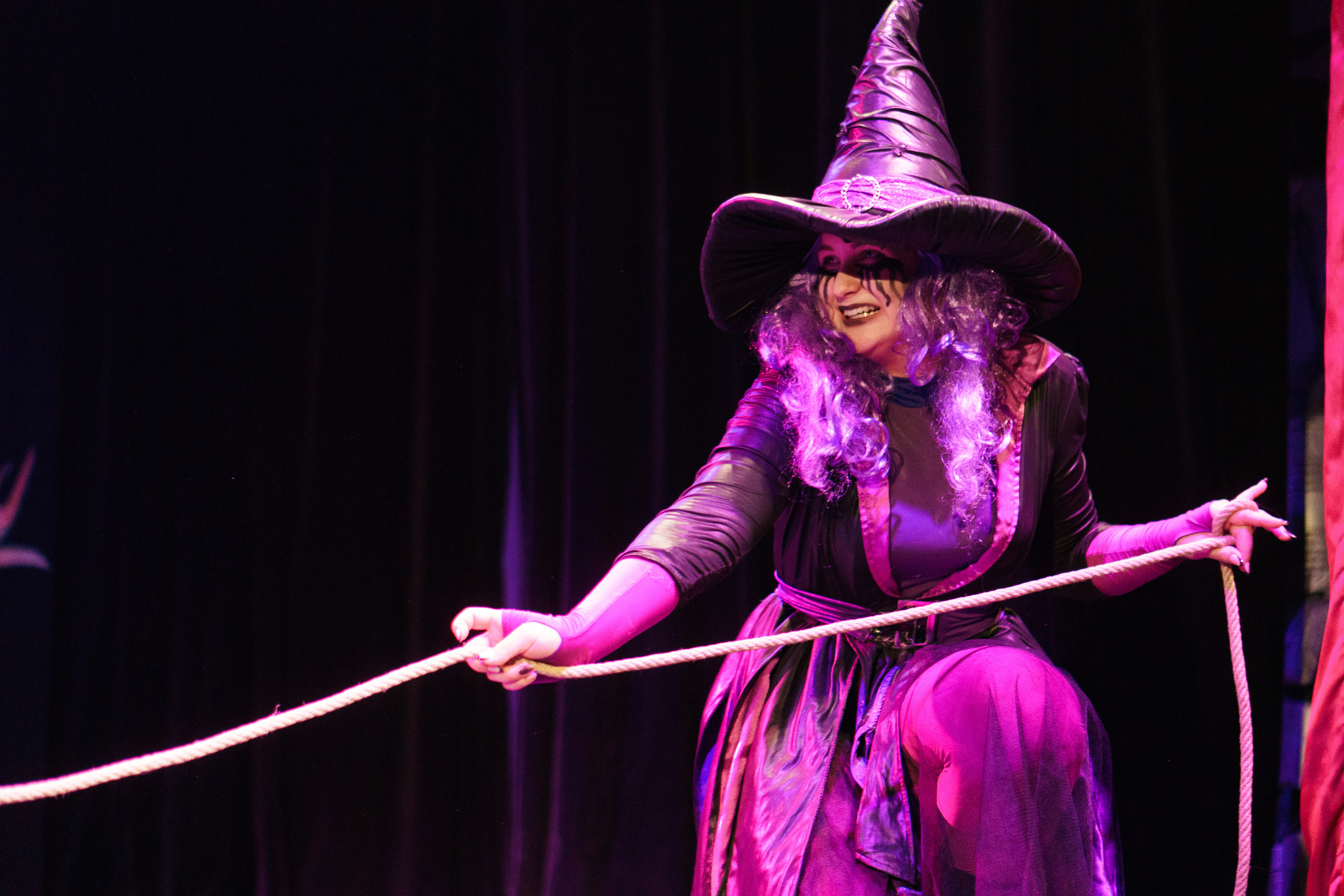 Театр «Сорванцы». Волшебник Изумрудного города. Фото • Видео • Аэросъемка • Контент для бизнеса