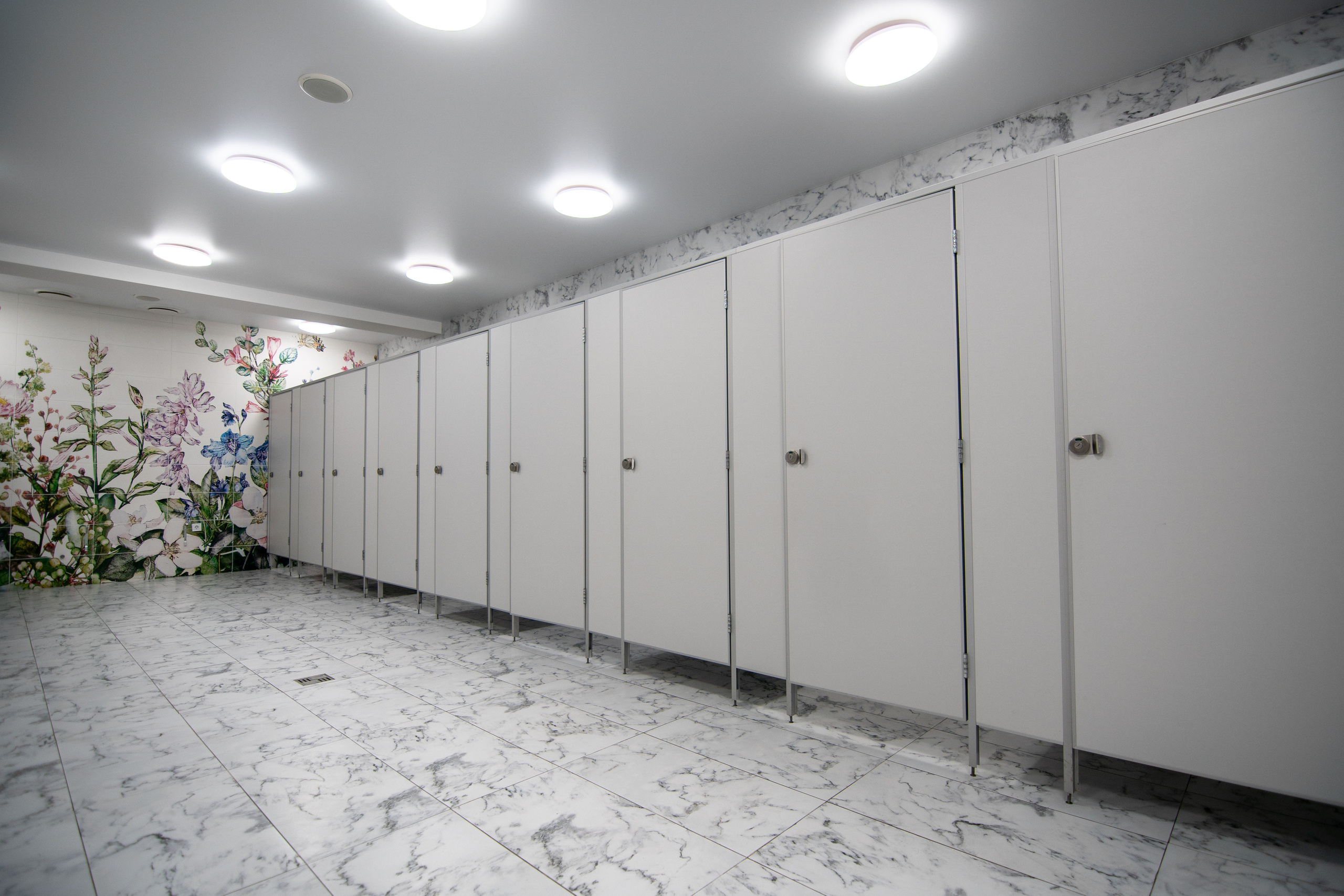 Туалет. Парк Горького. Photo • Video • Production • Aerial • Media Creation