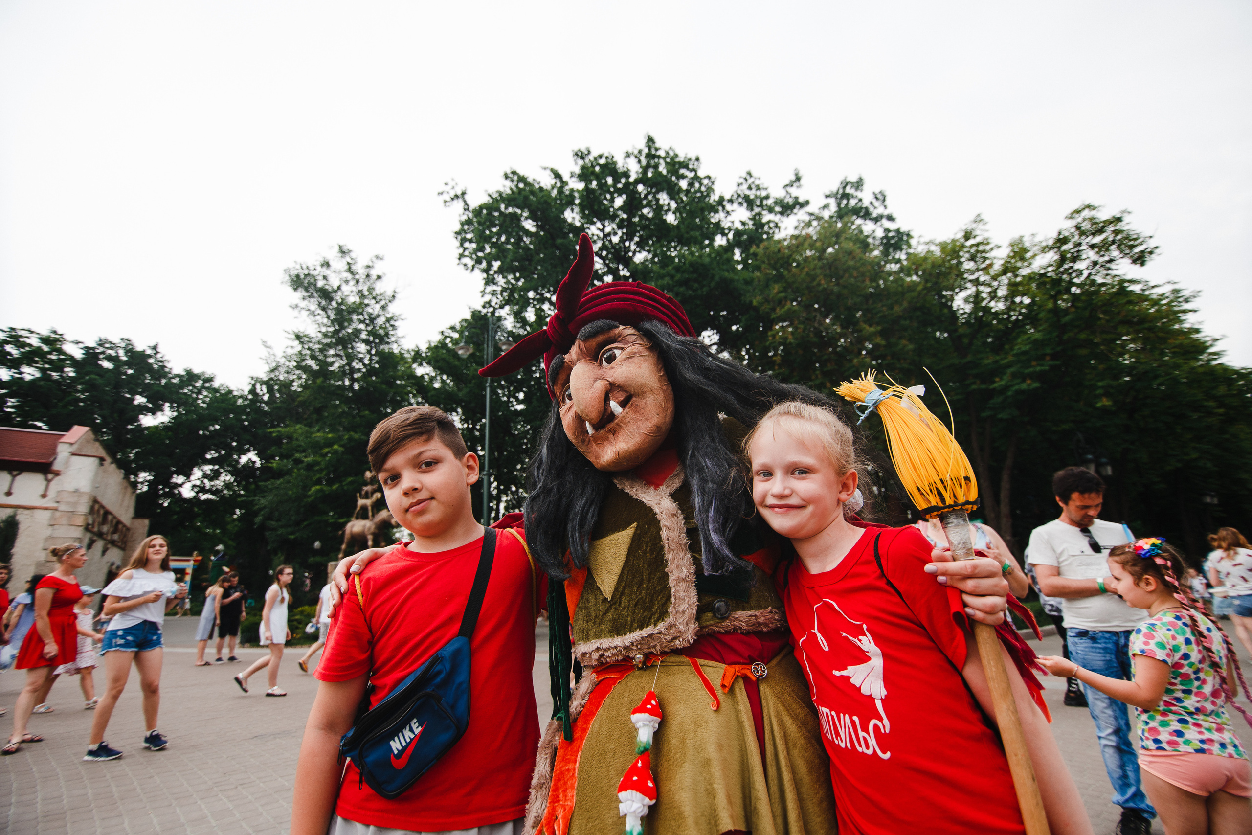 День защиты детей в Центральном парке. Foto • Video • Produktion • Luftbildaufnahmen • Erstellung von Medien