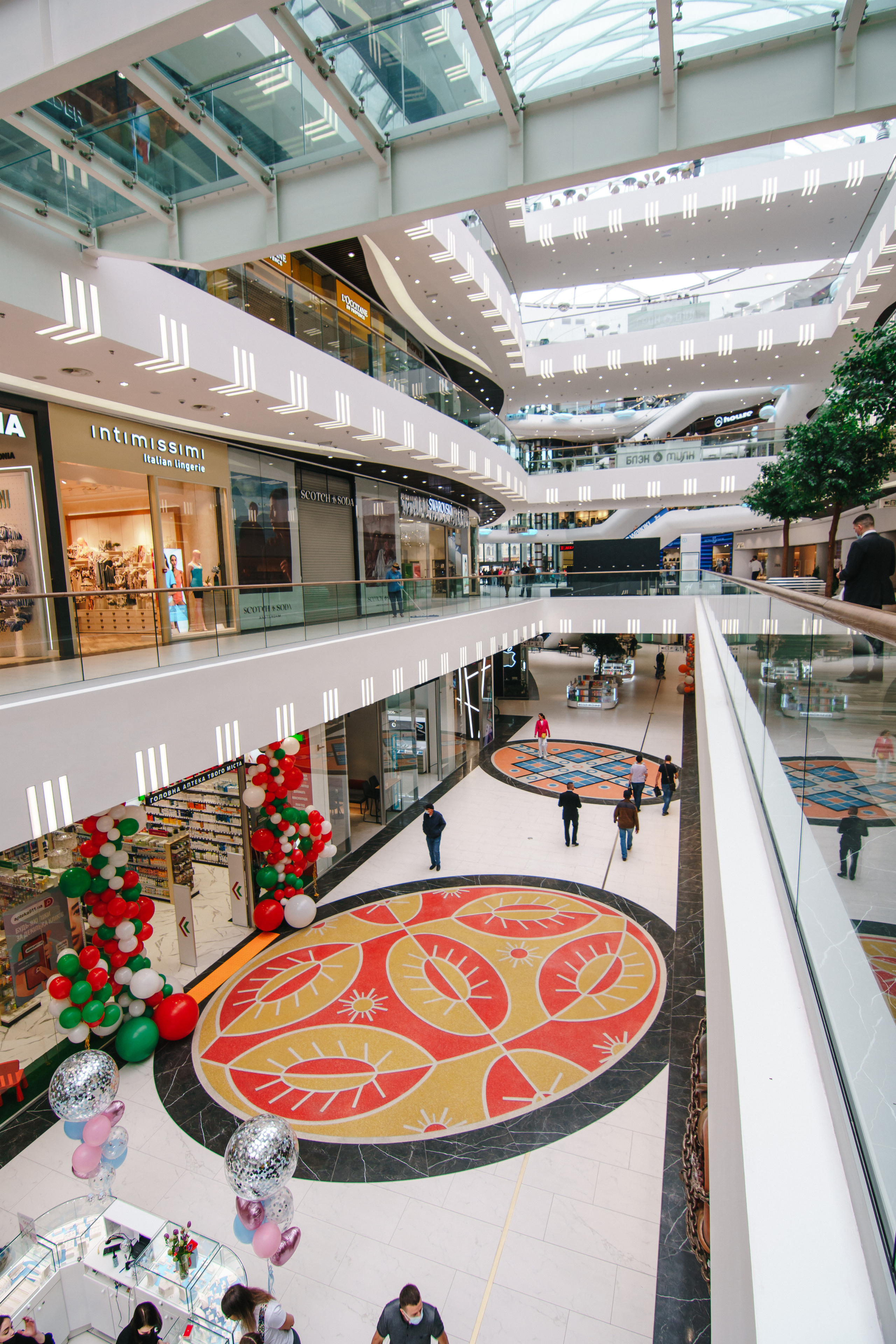 ТРЦ NIKOLSKY. Foto • Video • Produktion • Luftbildaufnahmen • Erstellung von Medien