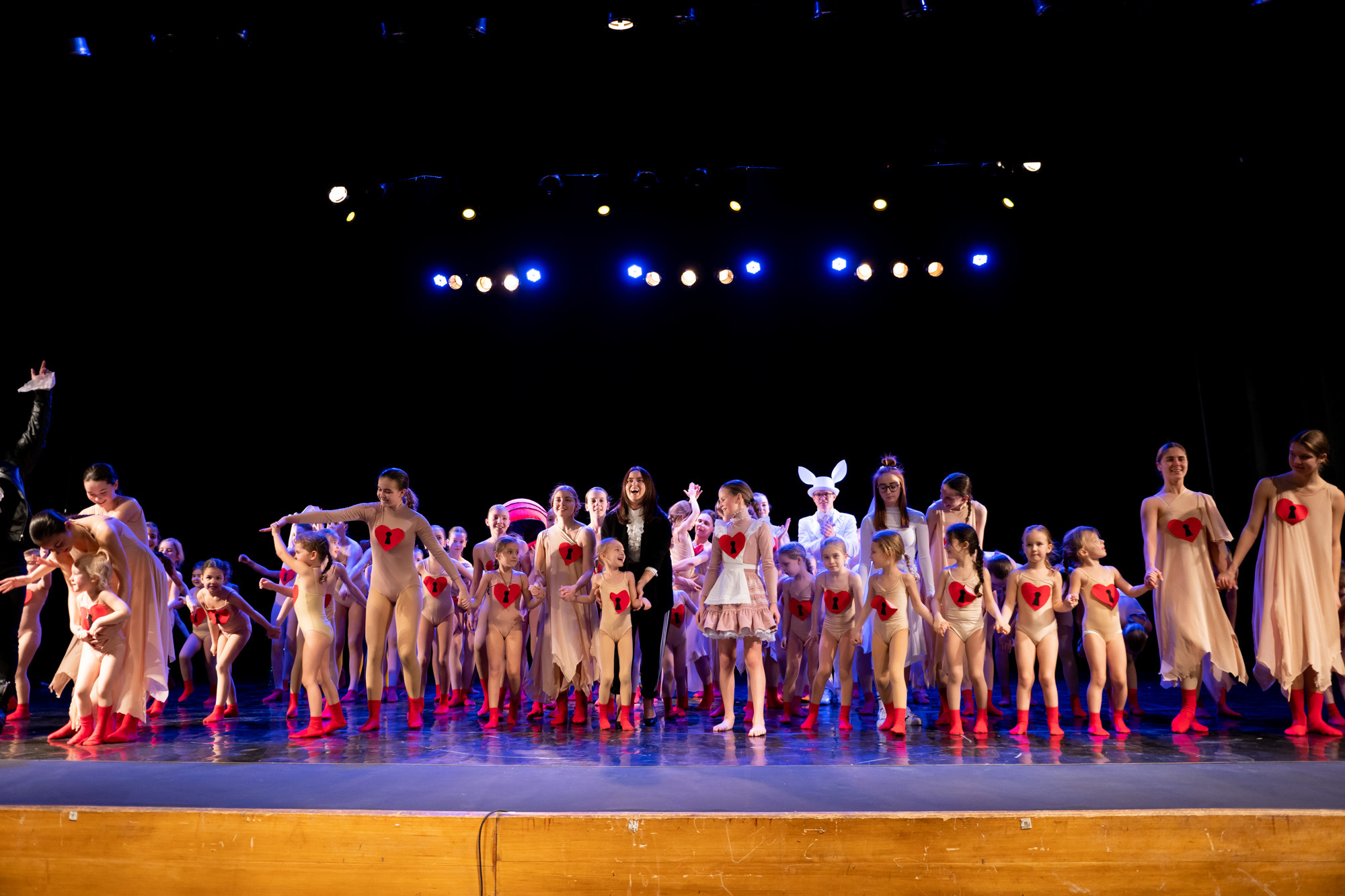 Лена Пуль. Алиса. Фото • Видео • Аэросъемка • Контент для бизнеса