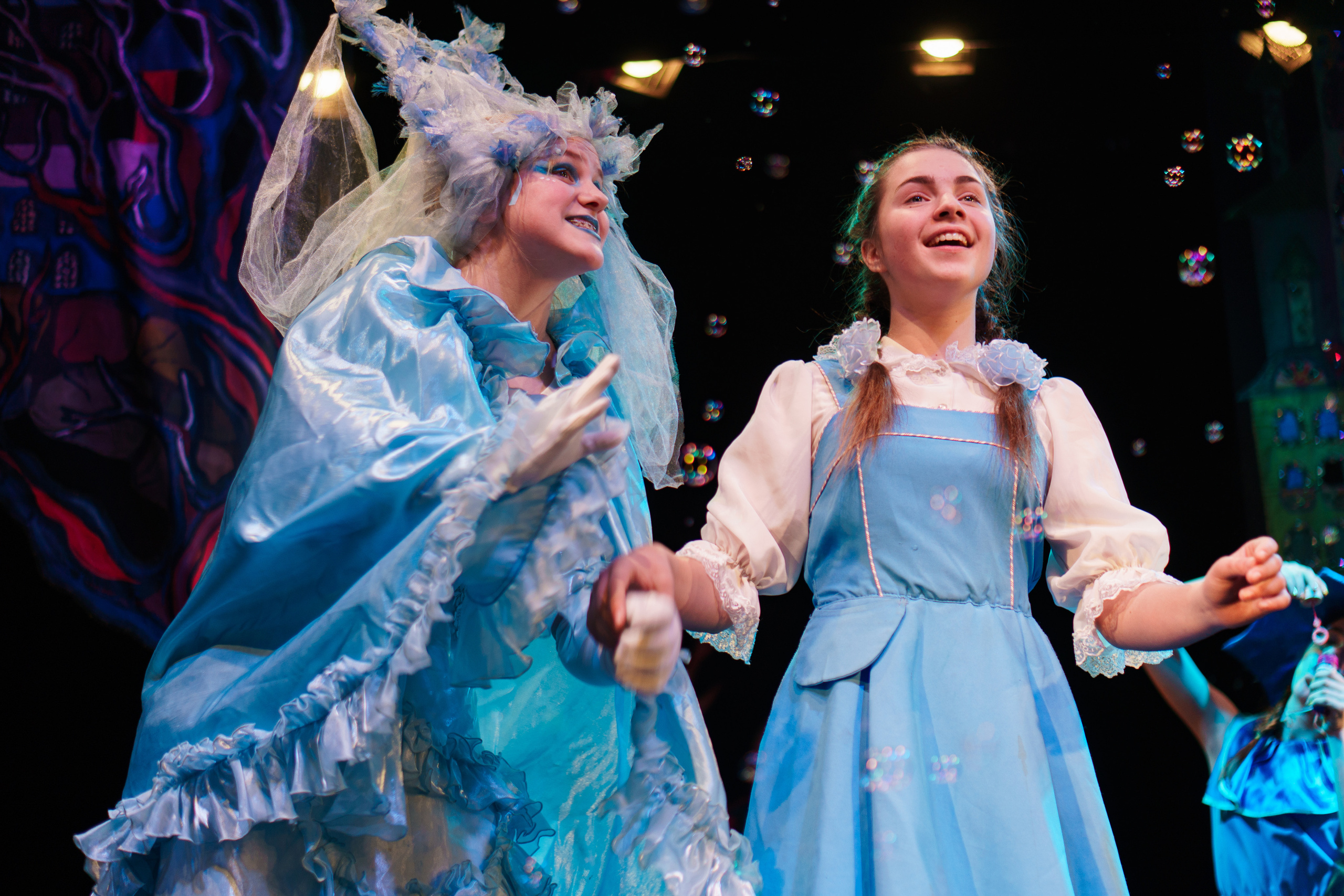 Театр «Сорванцы». Волшебник Изумрудного города. Фото • Видео • Аэросъемка • Контент для бизнеса