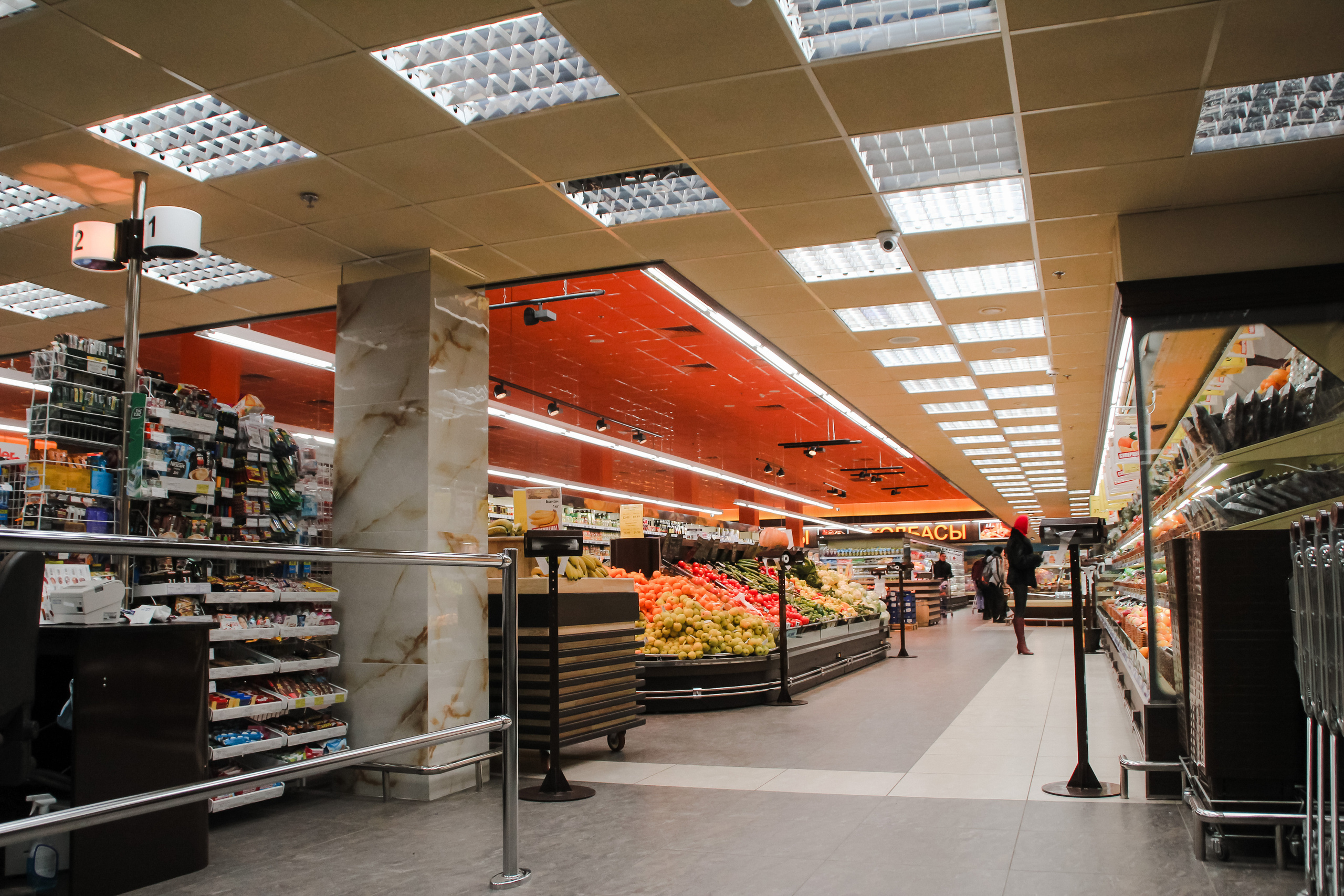 Элементы декора интерьера супермаркета «Рост». Foto • Video • Produktion • Luftbildaufnahmen • Erstellung von Medien