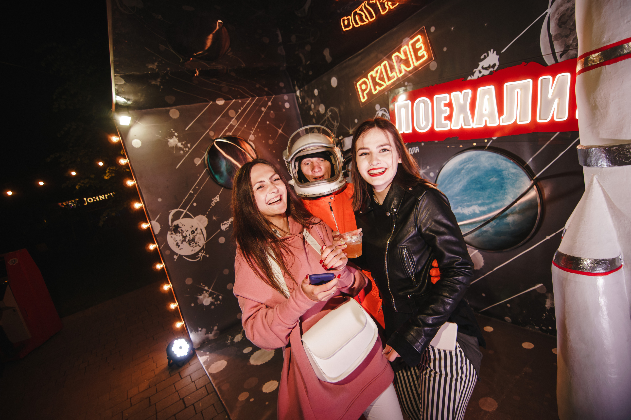 Фестиваль Поколение 90-х. День 2. Foto • Video • Produktion • Luftbildaufnahmen • Erstellung von Medien