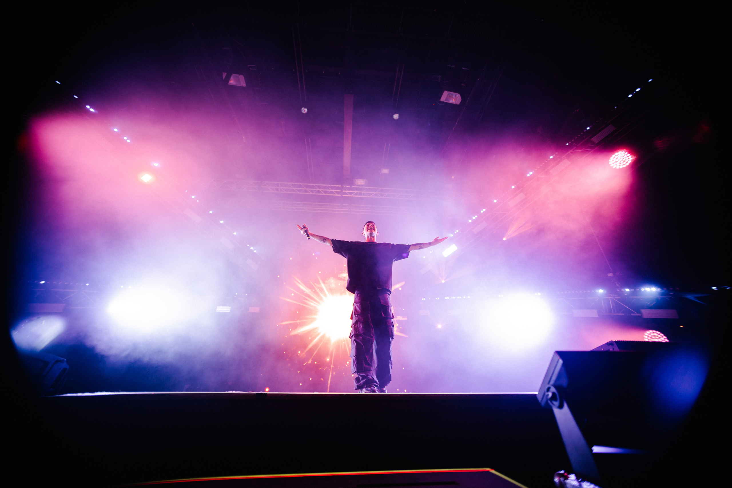 Oxxxymiron. Фото • Відео • Аерозйомка • Контент для бізнесу