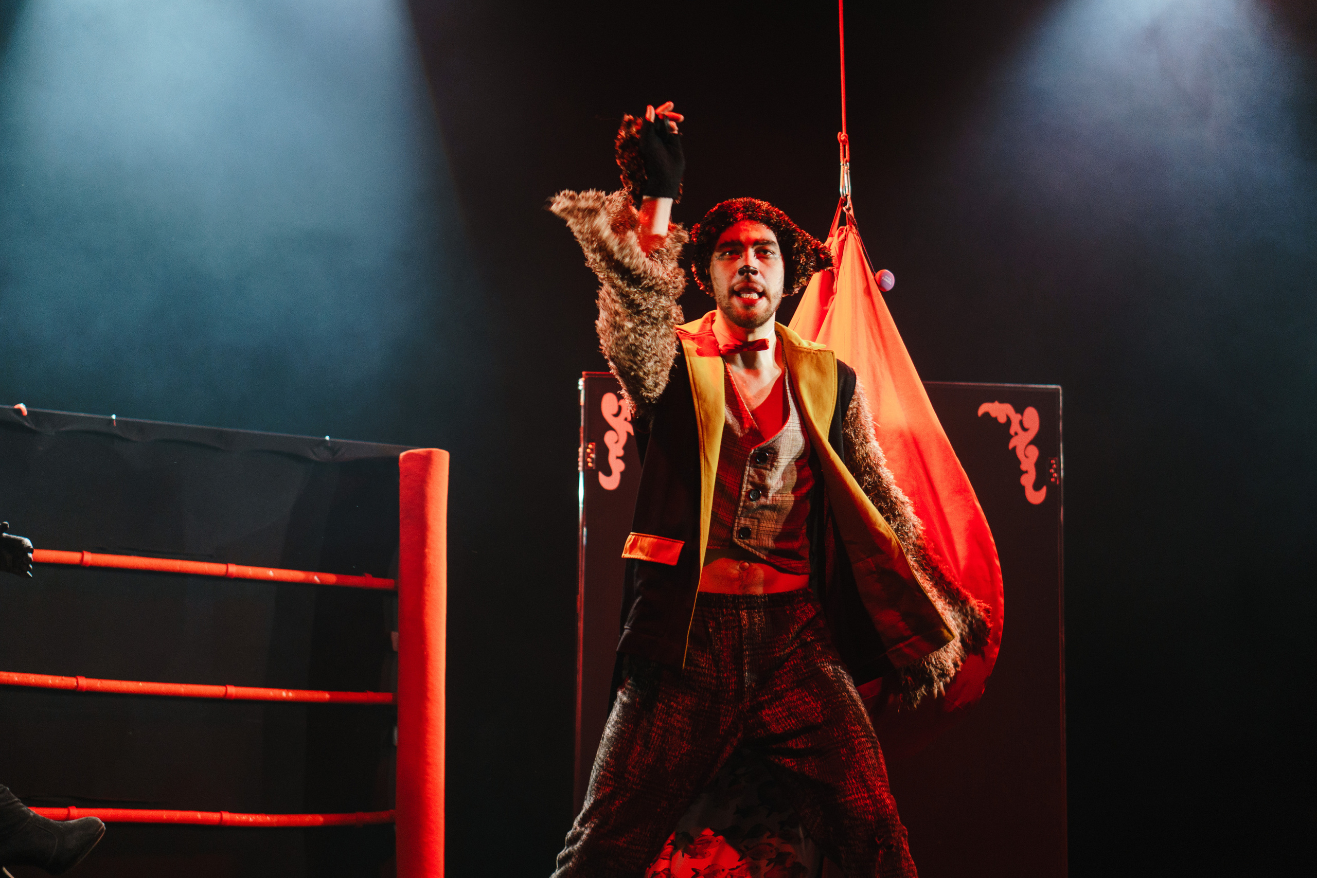 Театр «Сорванцы». Три плюс Кот. Фото • Видео • Аэросъемка • Контент для бизнеса