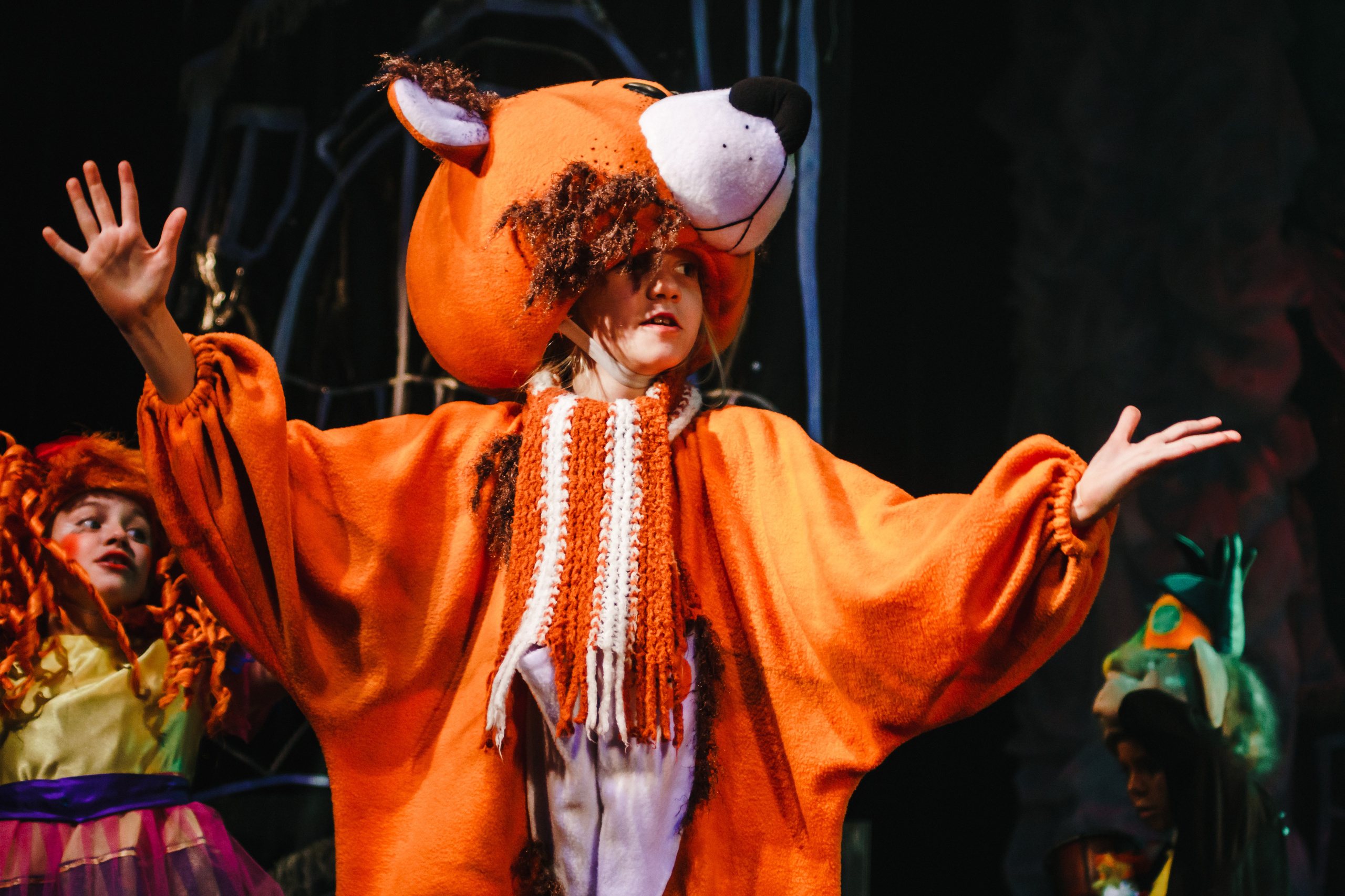 Театр «Сорванцы». Голубая стрела. Фото • Видео • Аэросъемка • Контент для бизнеса