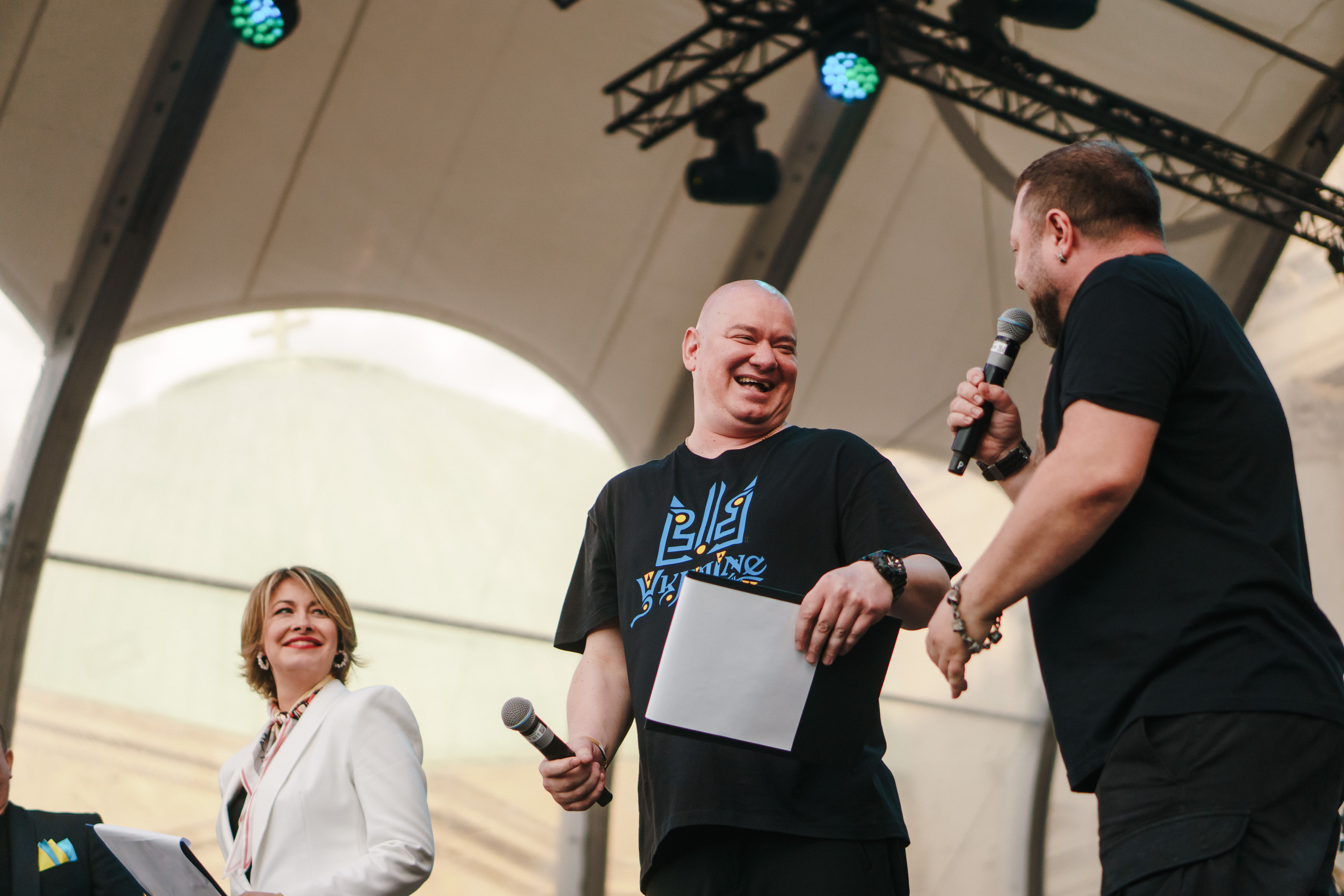 Life Will Win. Berlin. Photo • Video • Production • Aerial • Media Creation