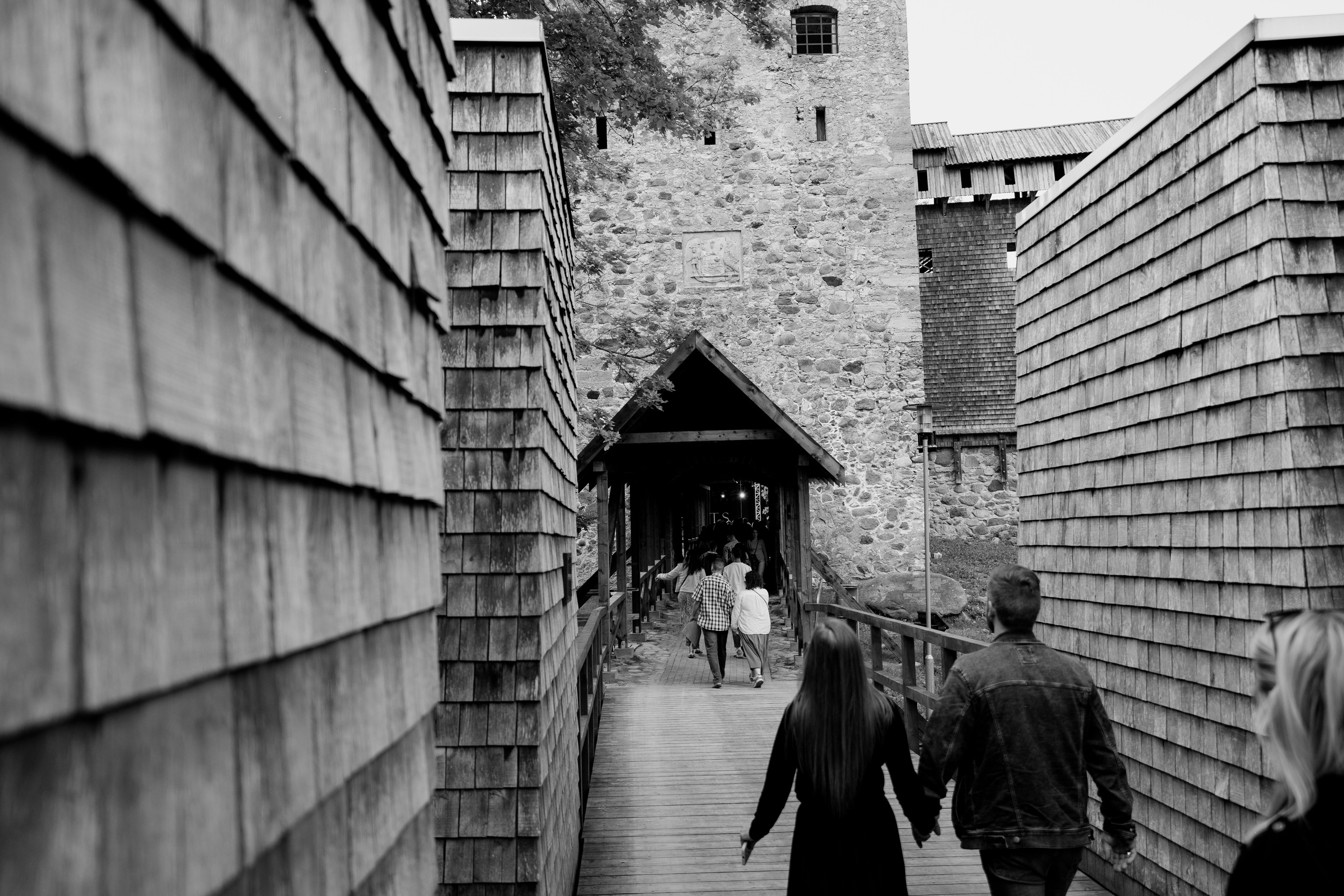 HURTS — Sigulda Medieval Castle. Фото • Відео • Аерозйомка • Контент для бізнесу