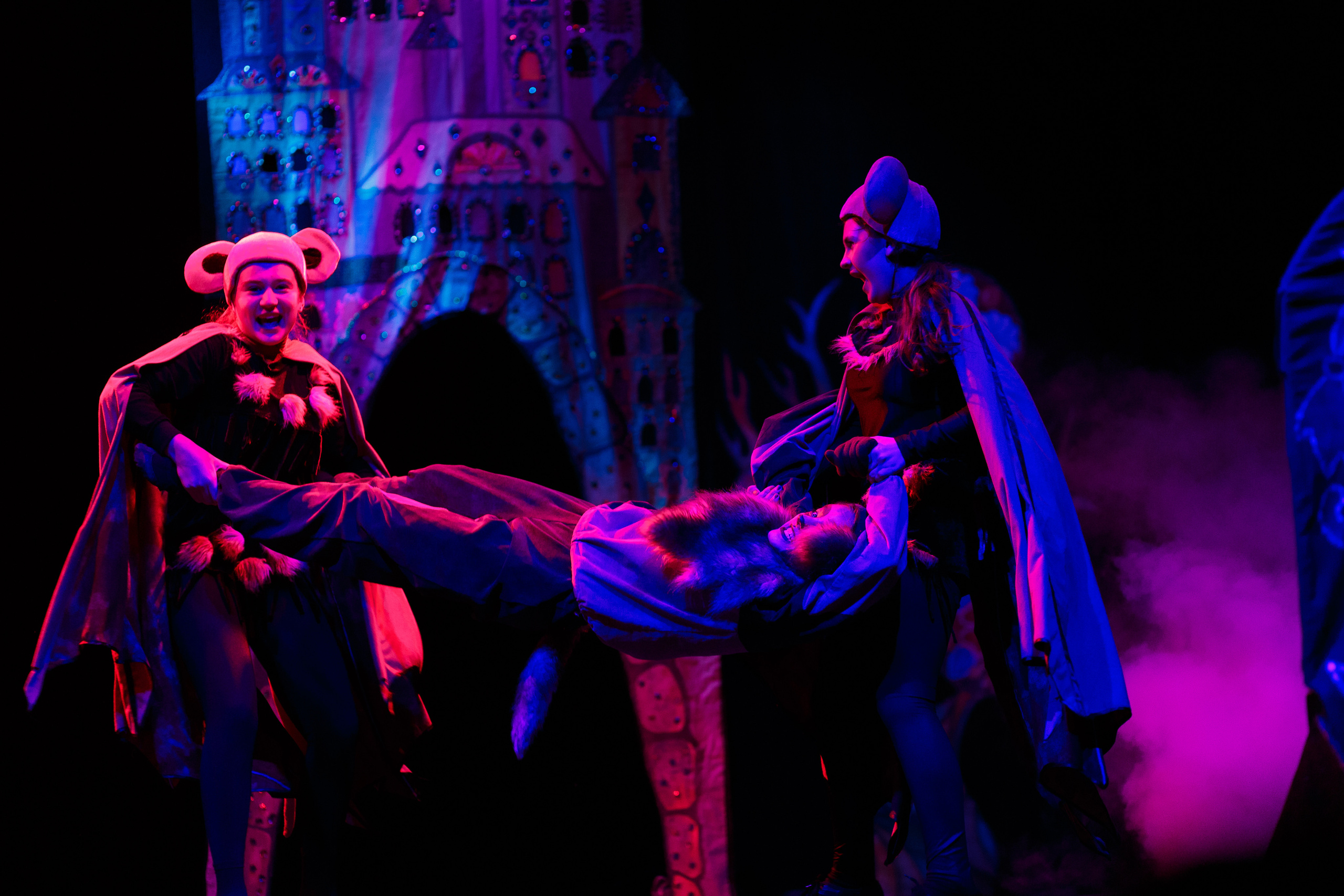 Театр «Сорванцы». Волшебник Изумрудного города. Фото • Видео • Аэросъемка • Контент для бизнеса