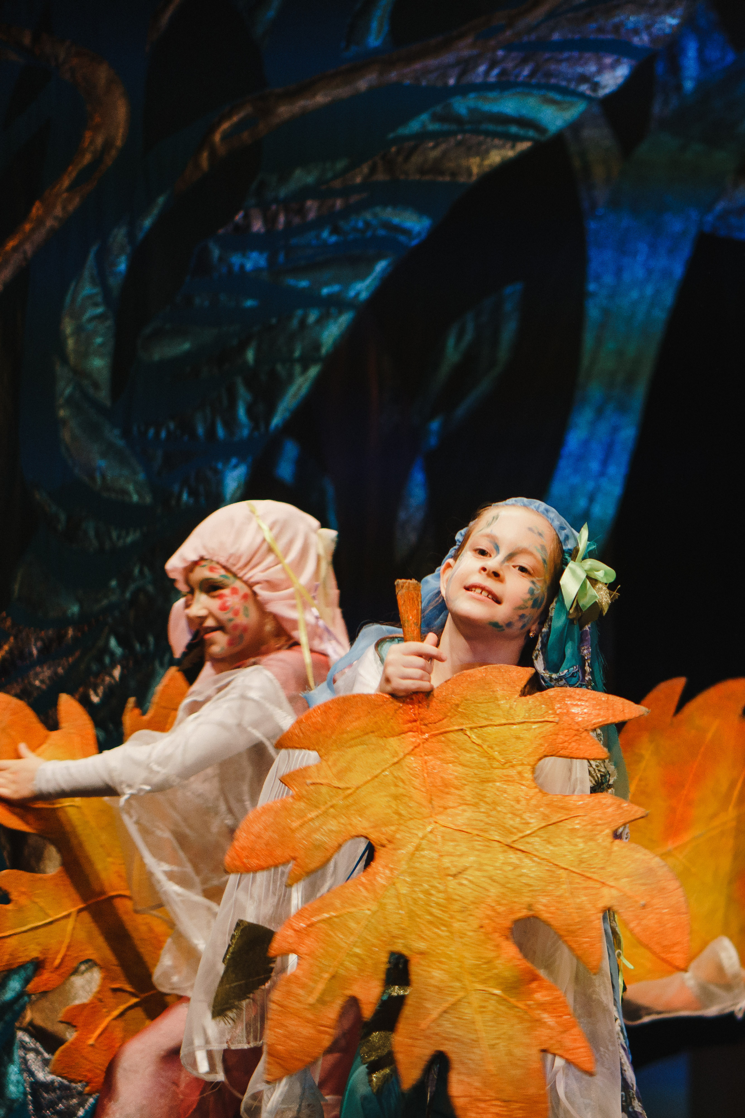 Театр «Сорванцы». Давайте никогда не расставаться. Фото • Відео • Аерозйомка • Контент для бізнесу