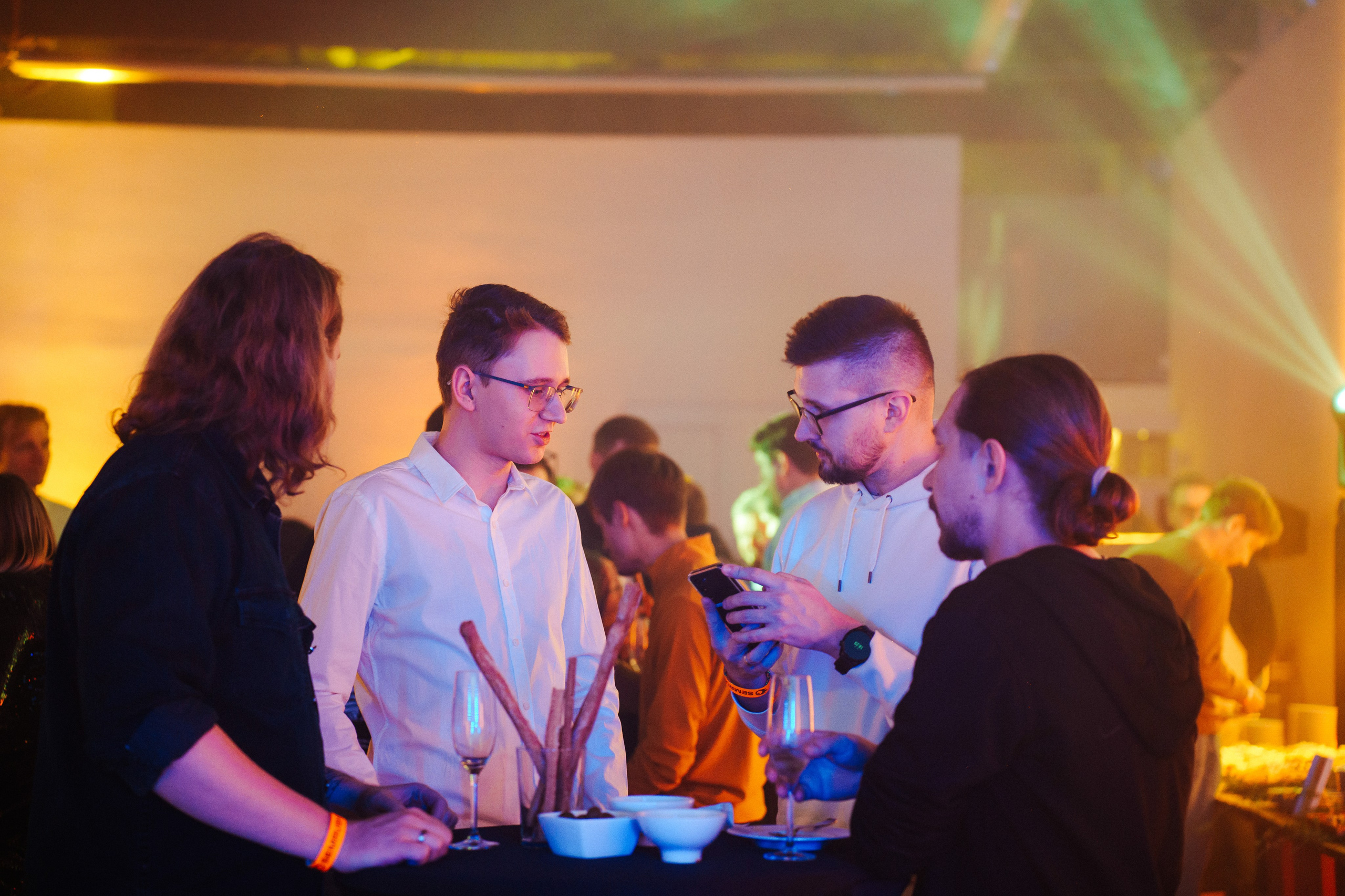 Barcelona — We shine together. Foto • Video • Produktion • Luftbildaufnahmen • Erstellung von Medien