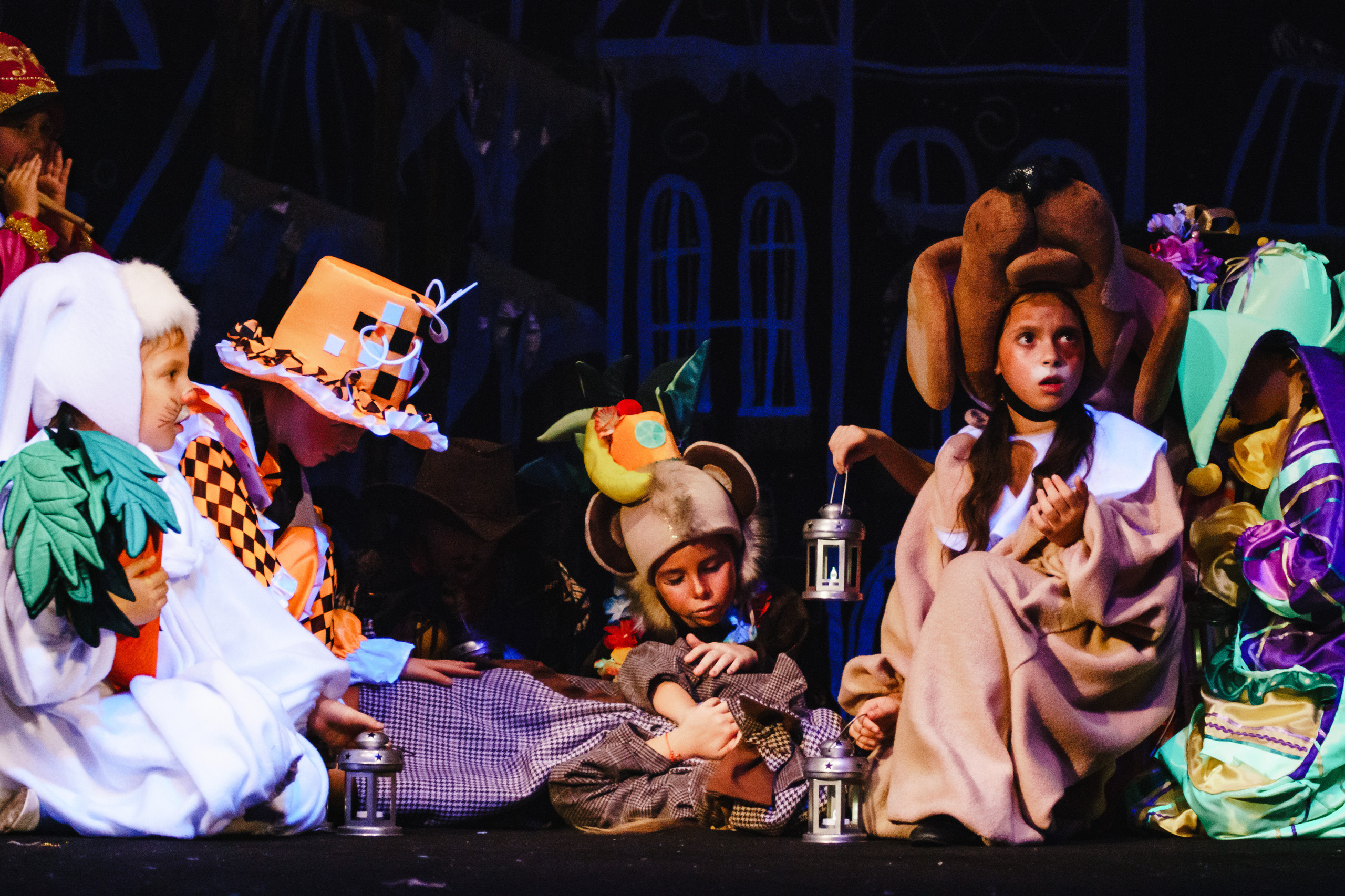 Театр «Сорванцы». Голубая стрела. Фото • Видео • Аэросъемка • Контент для бизнеса