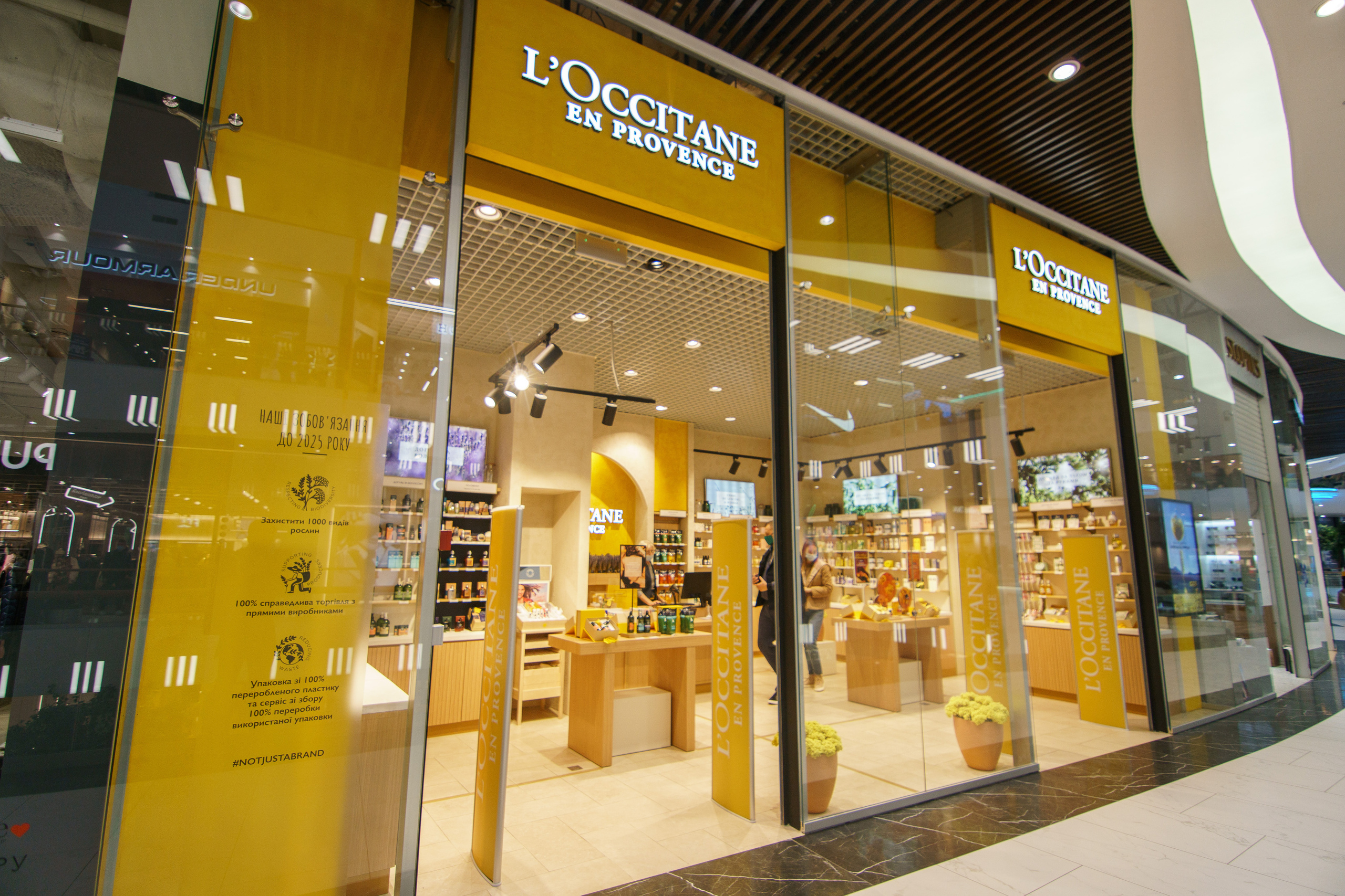 L'Occitane. Foto • Video • Produktion • Luftbildaufnahmen • Erstellung von Medien