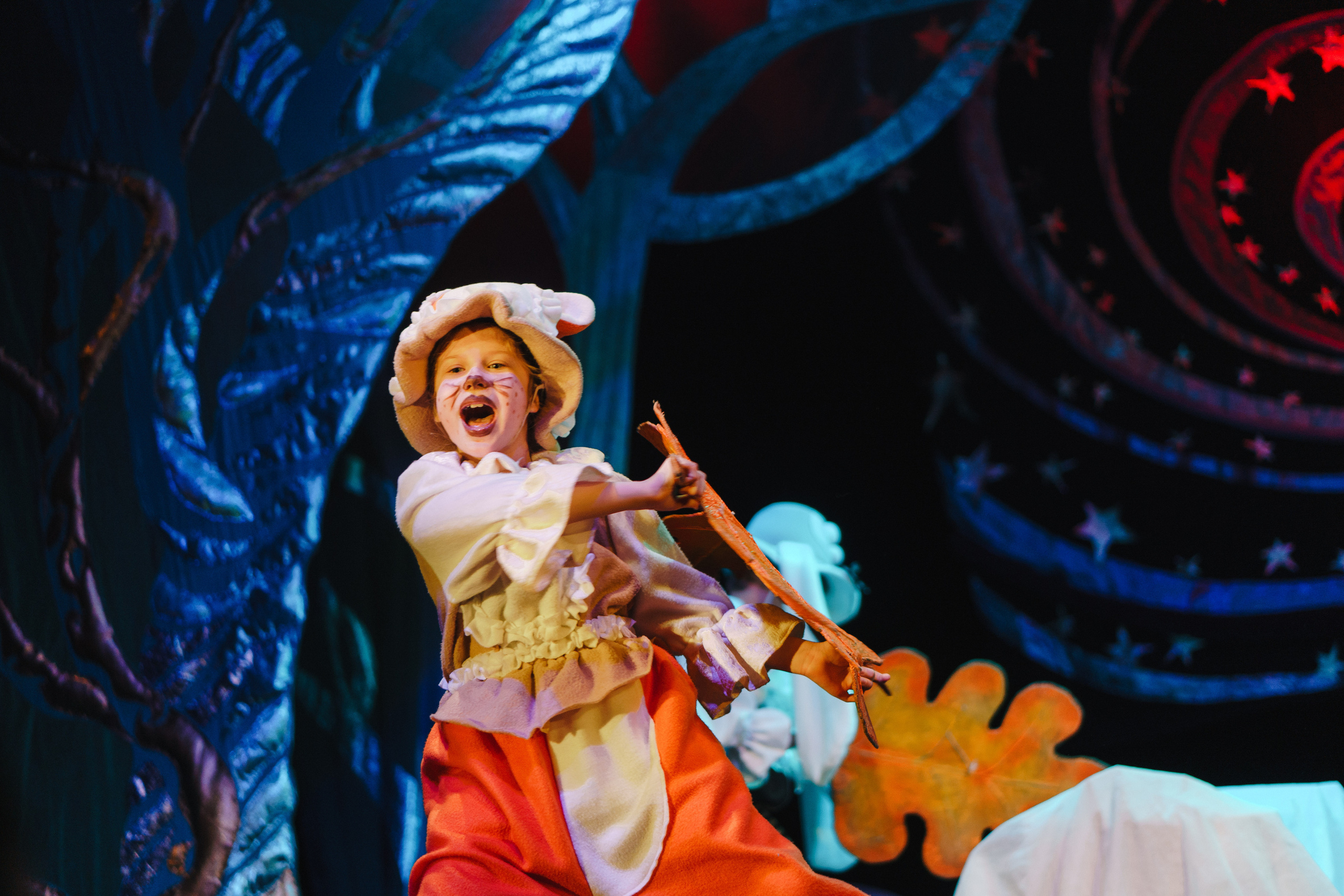 Театр «Сорванцы». Давайте никогда не расставаться. Фото • Відео • Аерозйомка • Контент для бізнесу