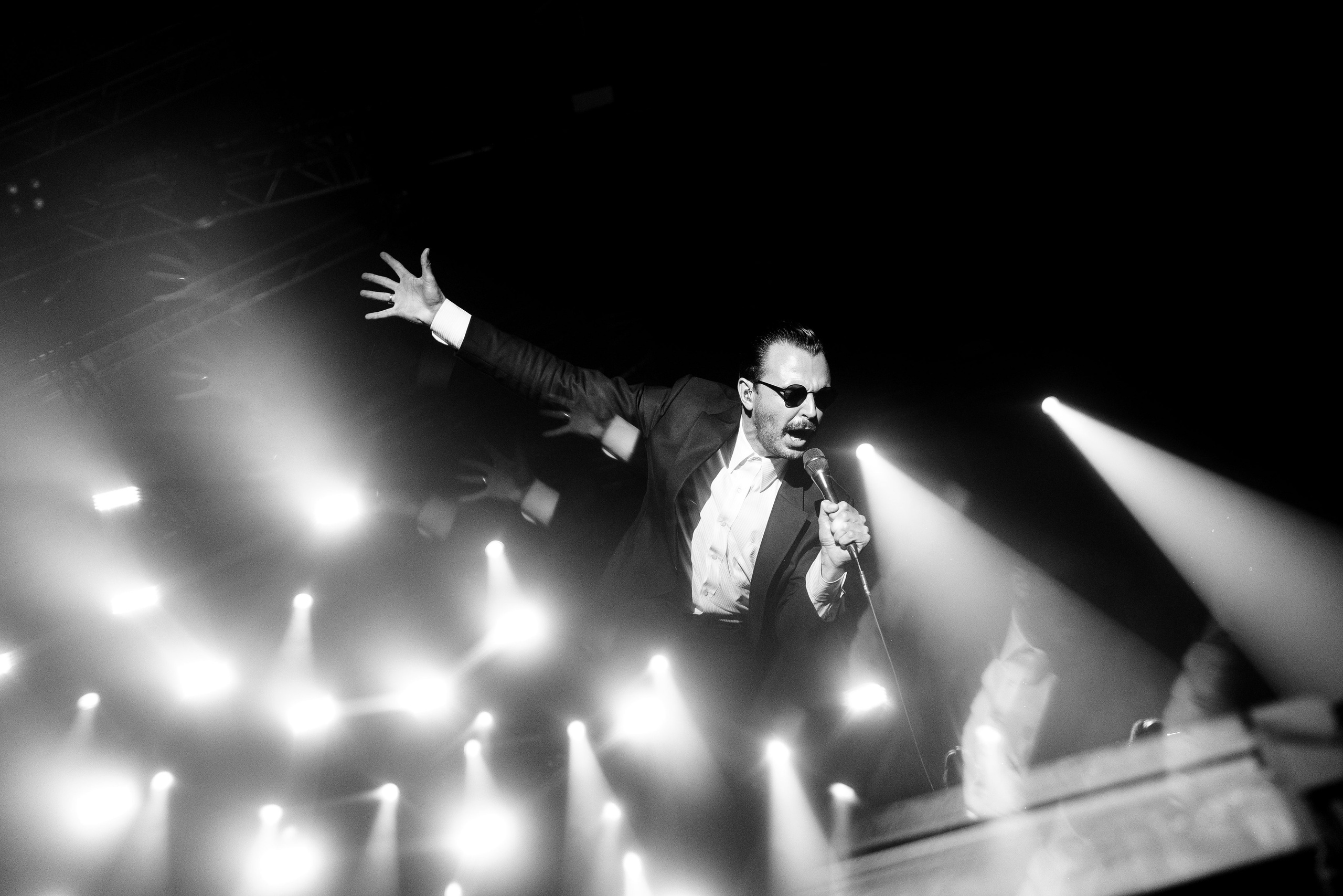 HURTS — Always Forever. Bucharest. Foto • Video • Produktion • Luftbildaufnahmen • Erstellung von Medien
