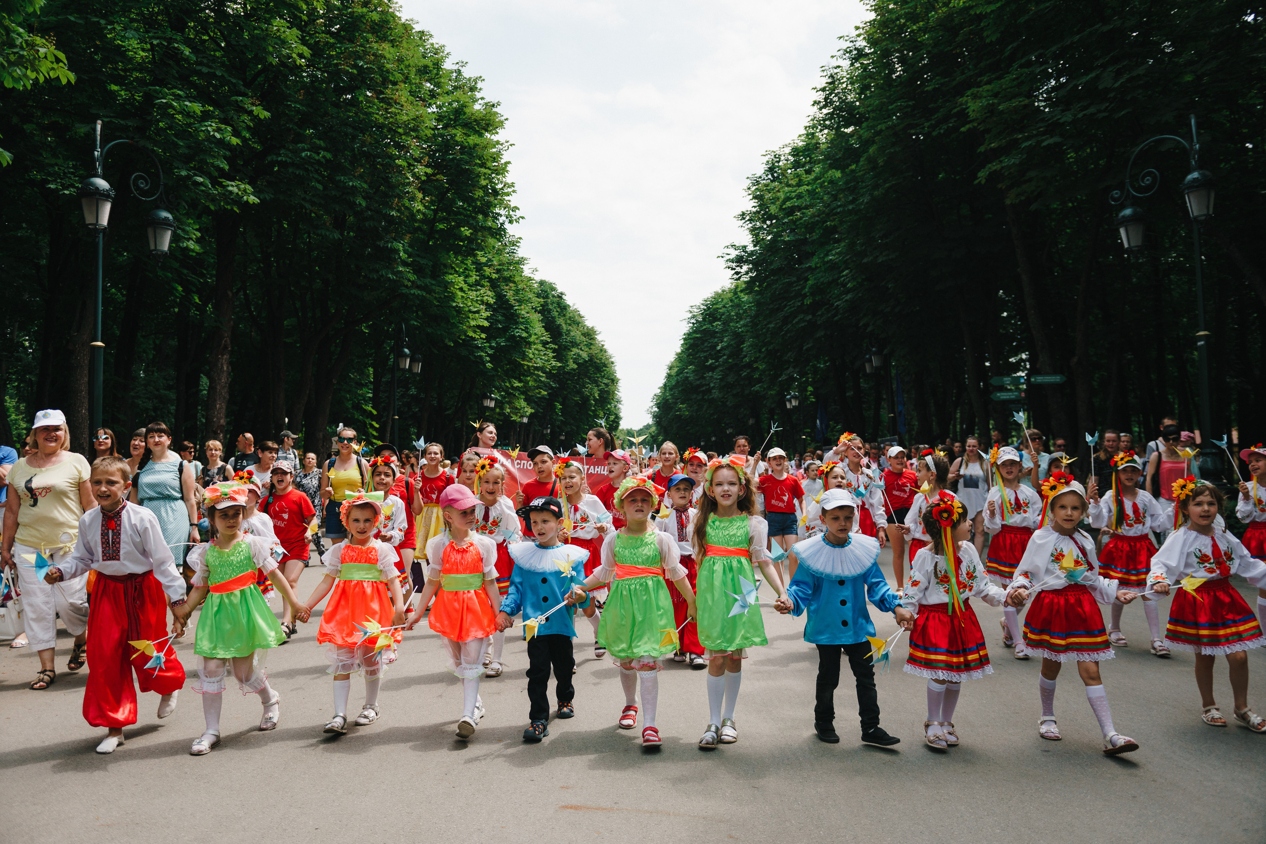 День защиты детей в Центральном парке. Foto • Video • Produktion • Luftbildaufnahmen • Erstellung von Medien