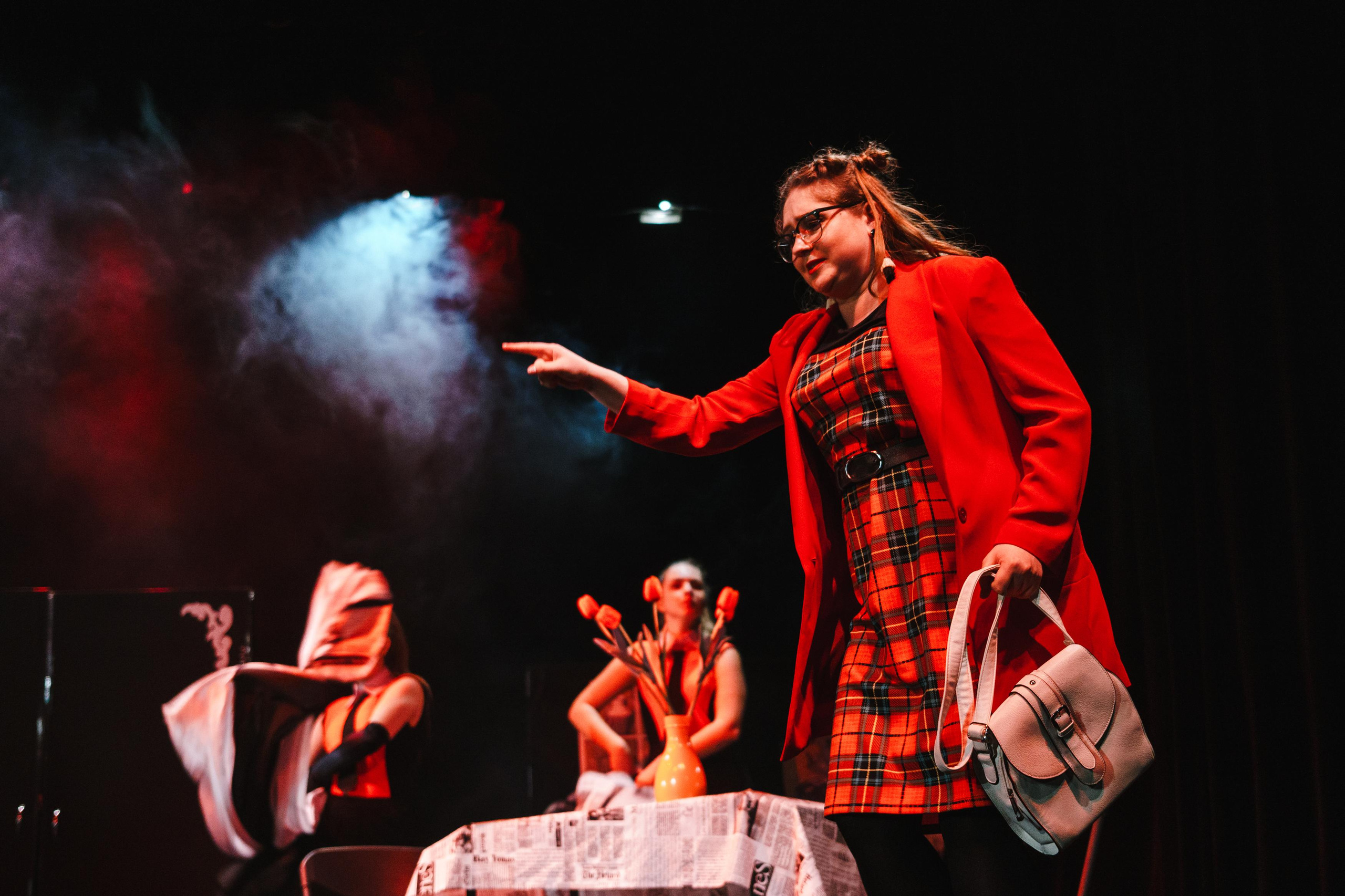 Театр «Сорванцы». Три плюс Кот. Премьера. Фото • Видео • Аэросъемка • Контент для бизнеса