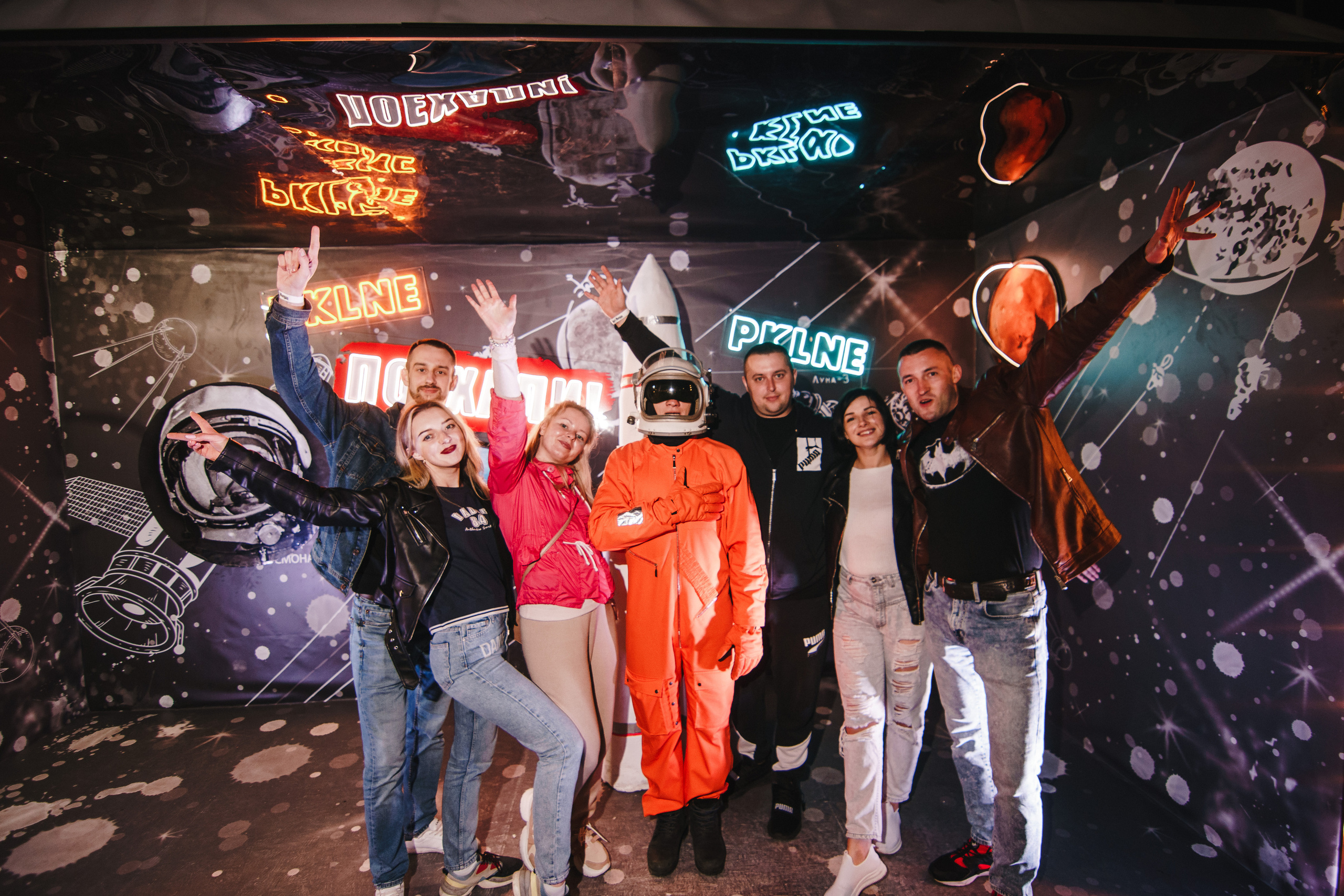 Фестиваль Поколение 90-х. День 2. Foto • Video • Produktion • Luftbildaufnahmen • Erstellung von Medien