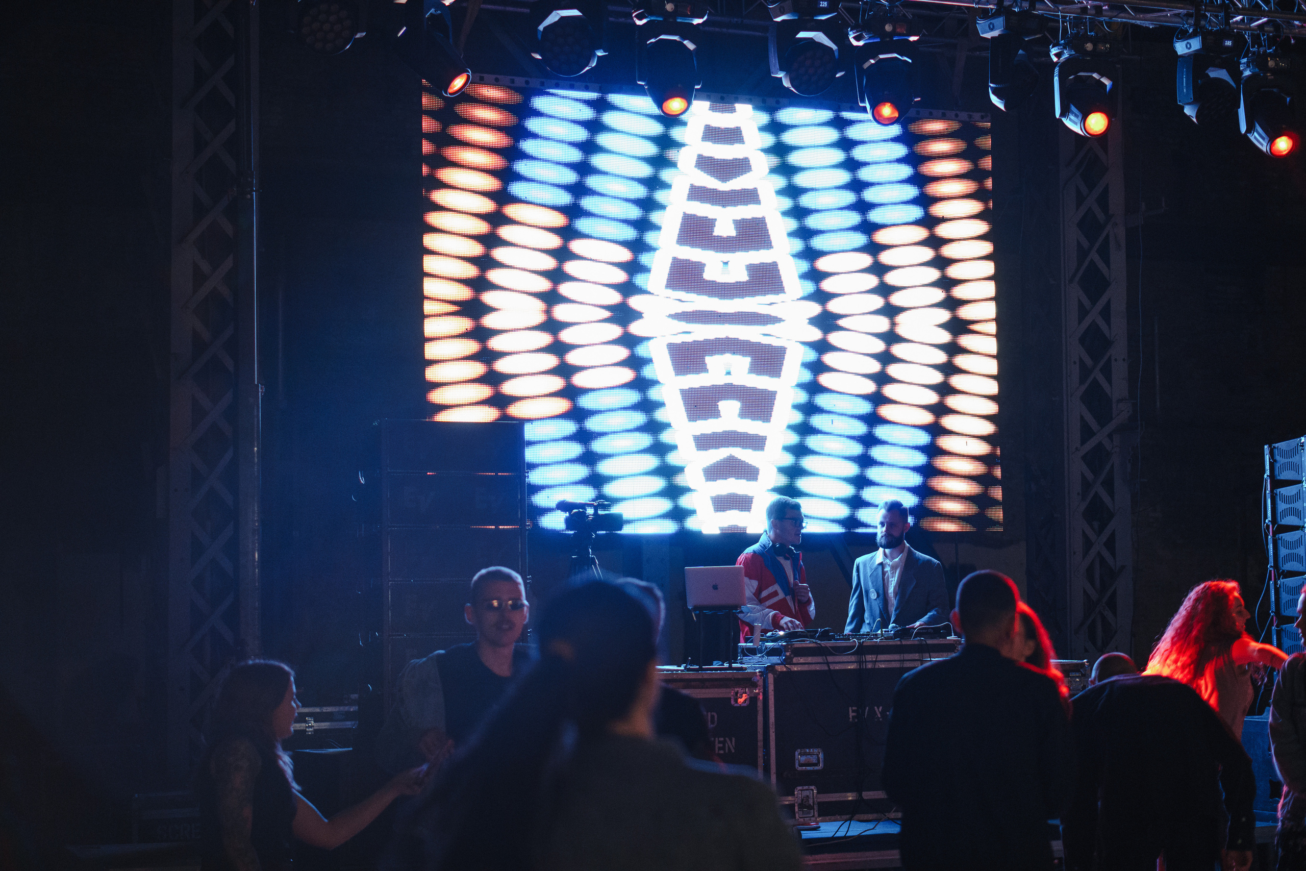 Фестиваль Поколение 90-х. День 2. Foto • Video • Produktion • Luftbildaufnahmen • Erstellung von Medien