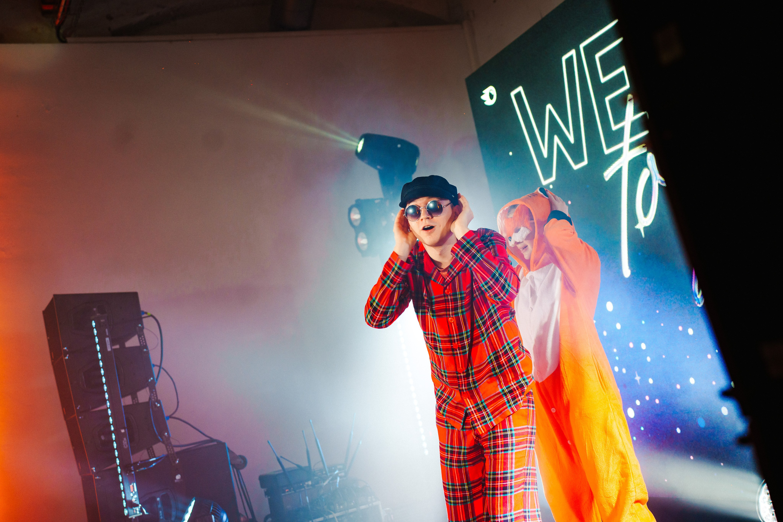 Barcelona — We shine together. Foto • Video • Produktion • Luftbildaufnahmen • Erstellung von Medien