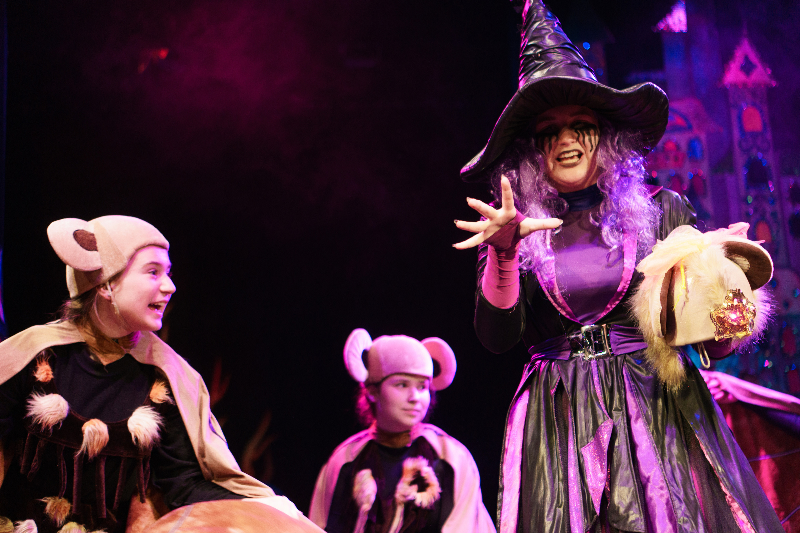 Театр «Сорванцы». Волшебник Изумрудного города. Фото • Видео • Аэросъемка • Контент для бизнеса