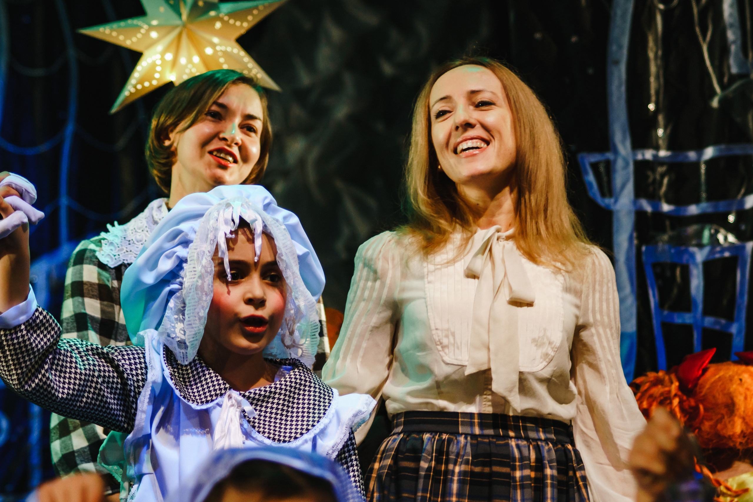 Театр «Сорванцы». Голубая стрела. Фото • Видео • Аэросъемка • Контент для бизнеса