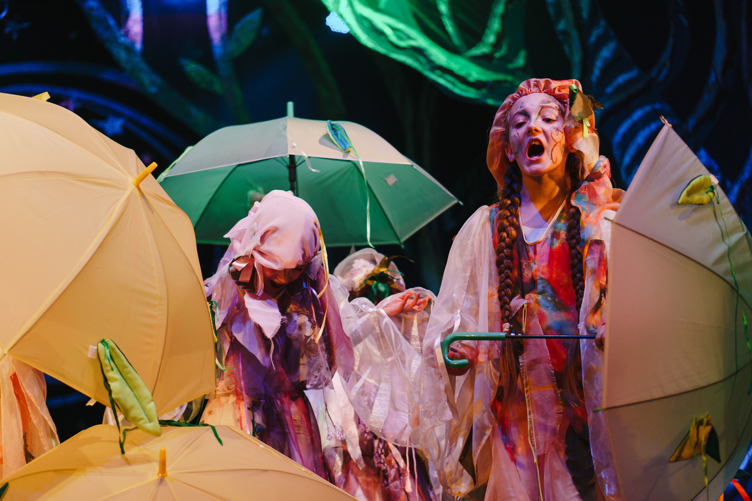 Театр «Сорванцы». Давайте никогда не расставаться. Фото • Відео • Аерозйомка • Контент для бізнесу