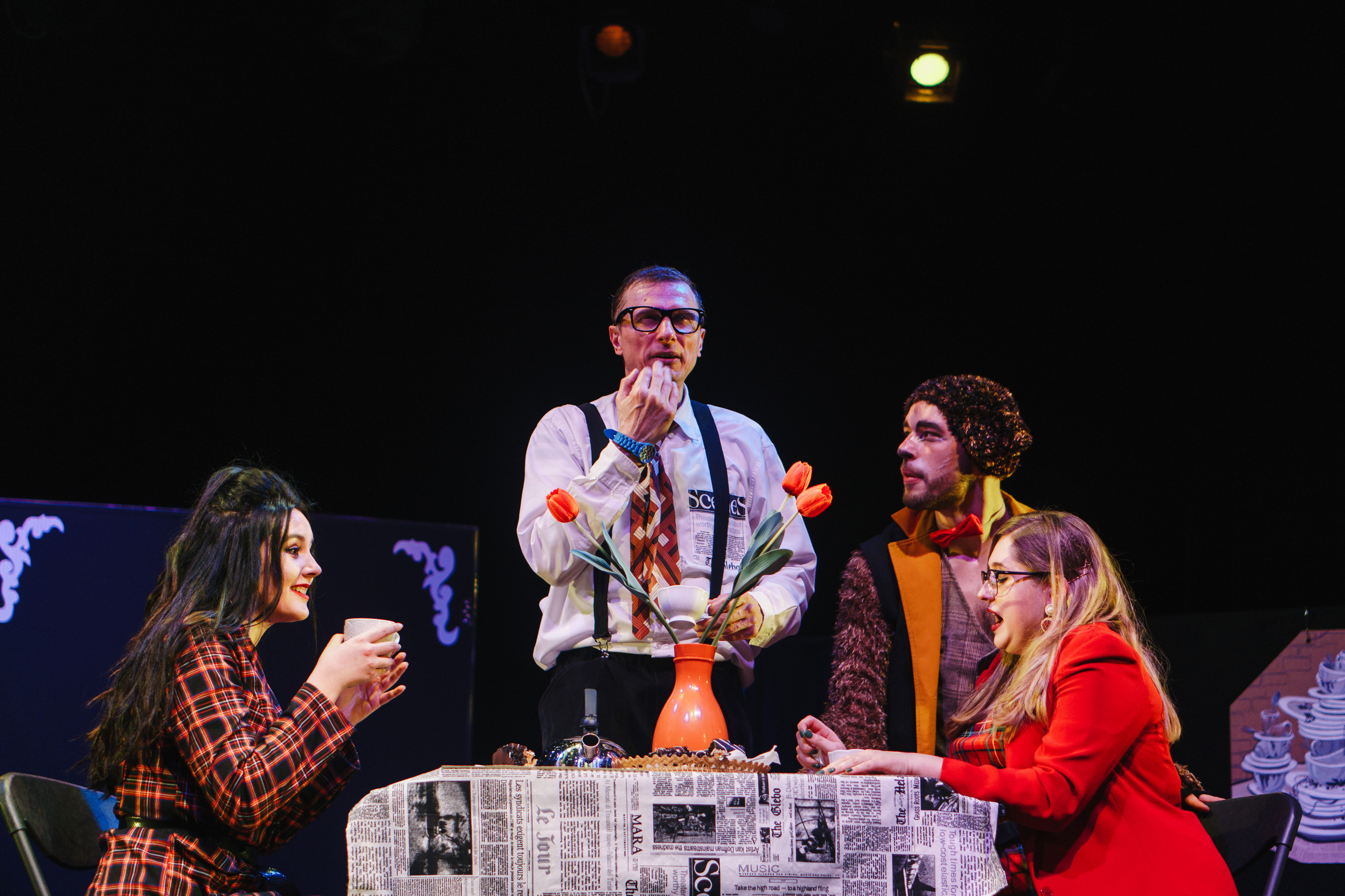 Театр «Сорванцы». Три плюс Кот. Фото • Видео • Аэросъемка • Контент для бизнеса