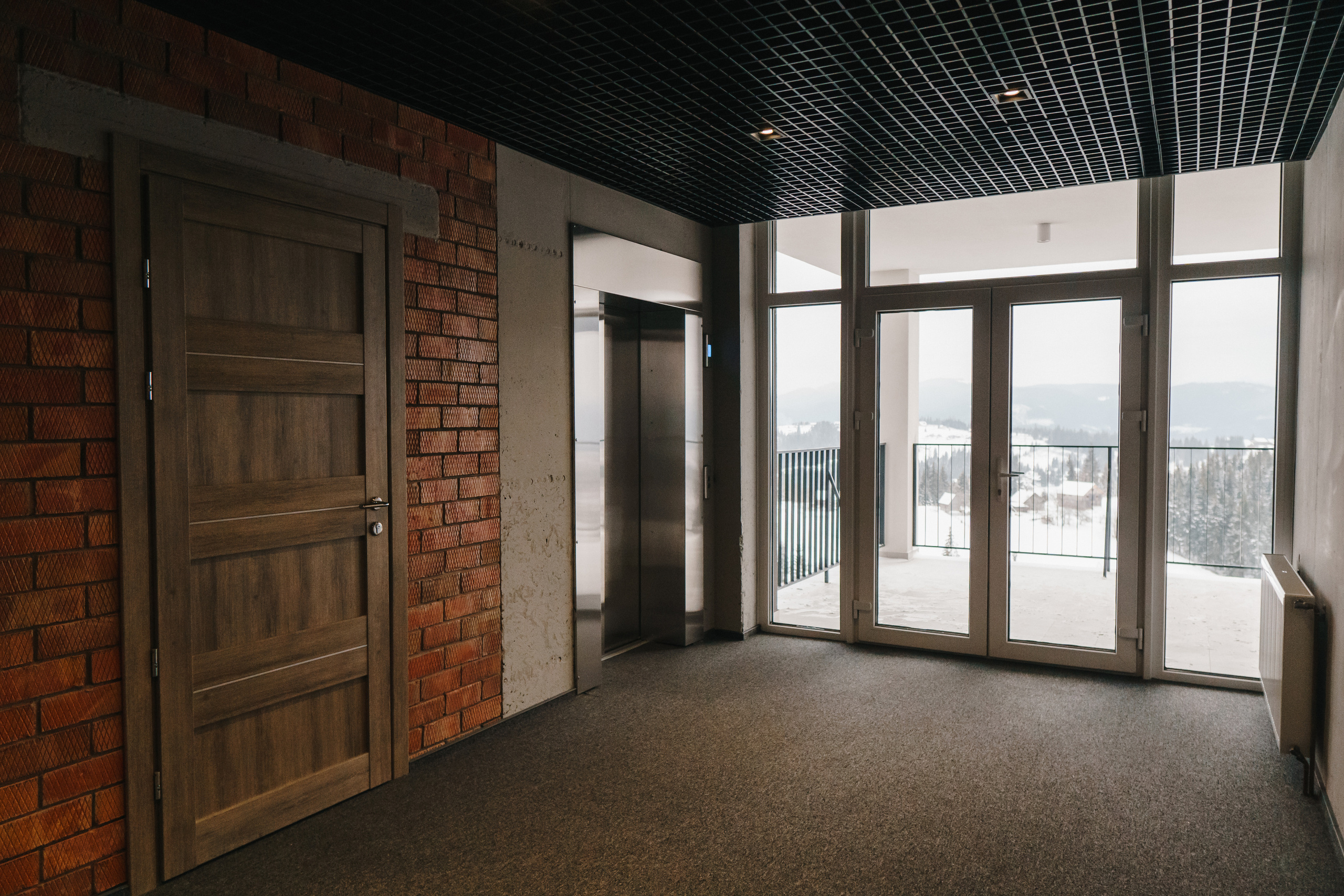 Chevalier Panorama ⏯. Фото • Відео • Аерозйомка • Контент для бізнесу