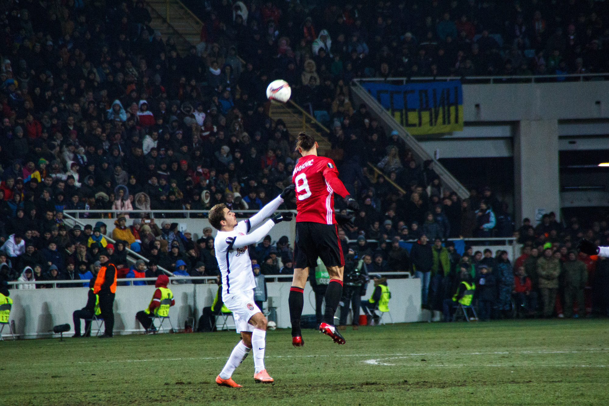 Заря Луганск — Манчестер Юнайтед. Фото • Відео • Аерозйомка • Контент для бізнесу