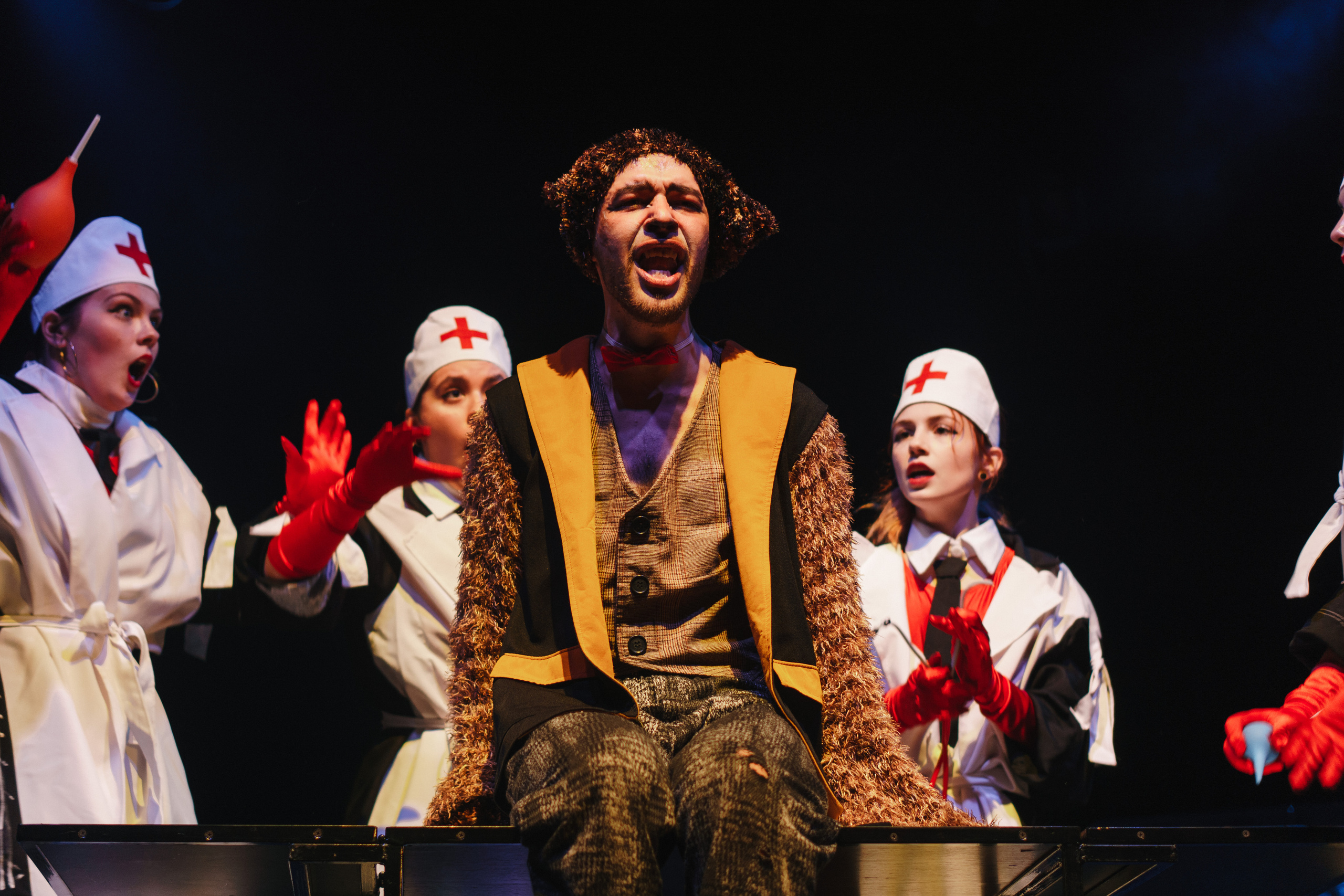 Театр «Сорванцы». Три плюс Кот. Фото • Видео • Аэросъемка • Контент для бизнеса