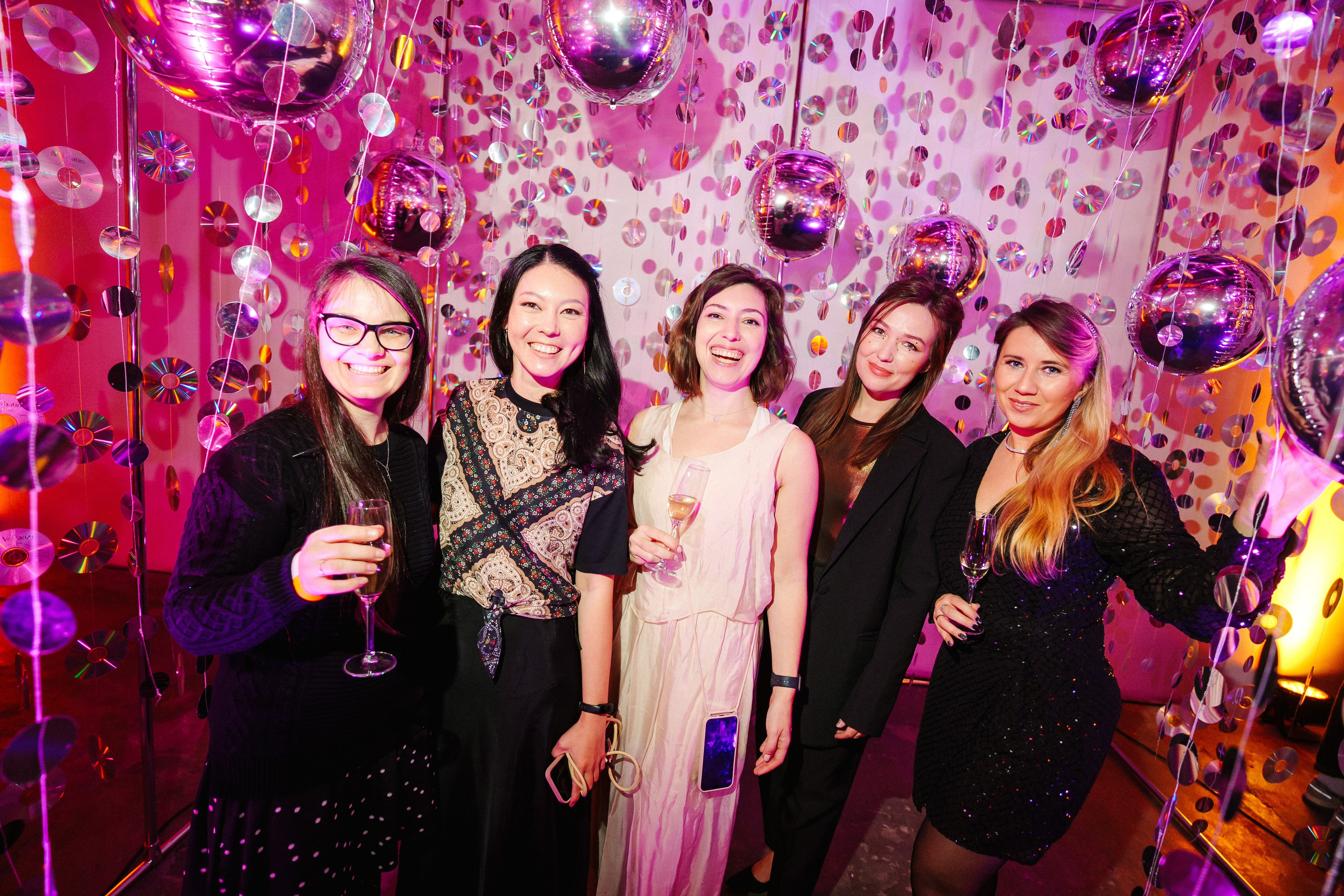 Barcelona — We shine together. Foto • Video • Produktion • Luftbildaufnahmen • Erstellung von Medien