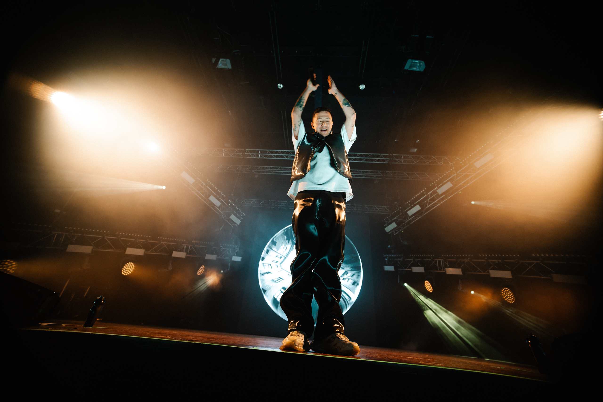 Oxxxymiron. Фото • Відео • Аерозйомка • Контент для бізнесу