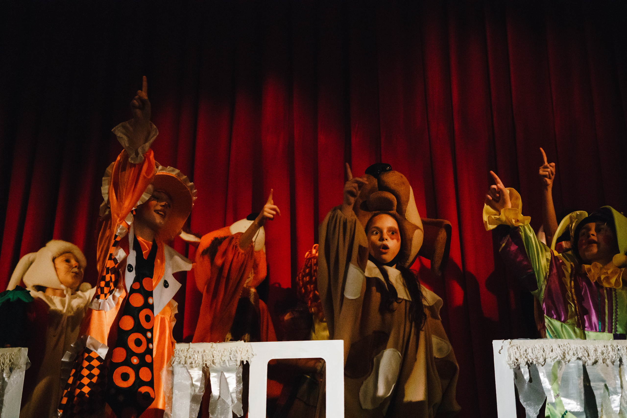 Театр «Сорванцы». Голубая стрела. Фото • Видео • Аэросъемка • Контент для бизнеса