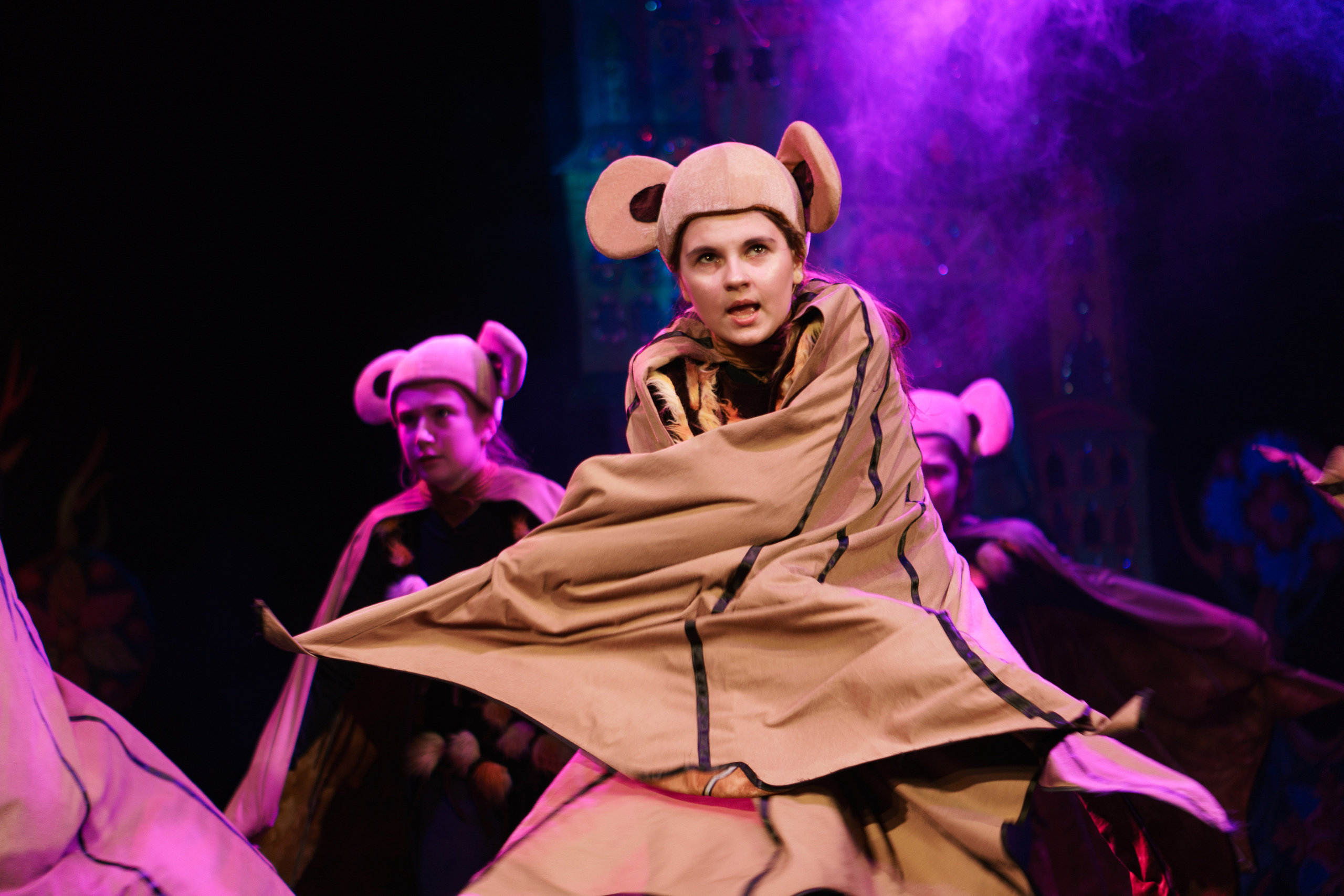 Театр «Сорванцы». Волшебник Изумрудного города. Фото • Видео • Аэросъемка • Контент для бизнеса