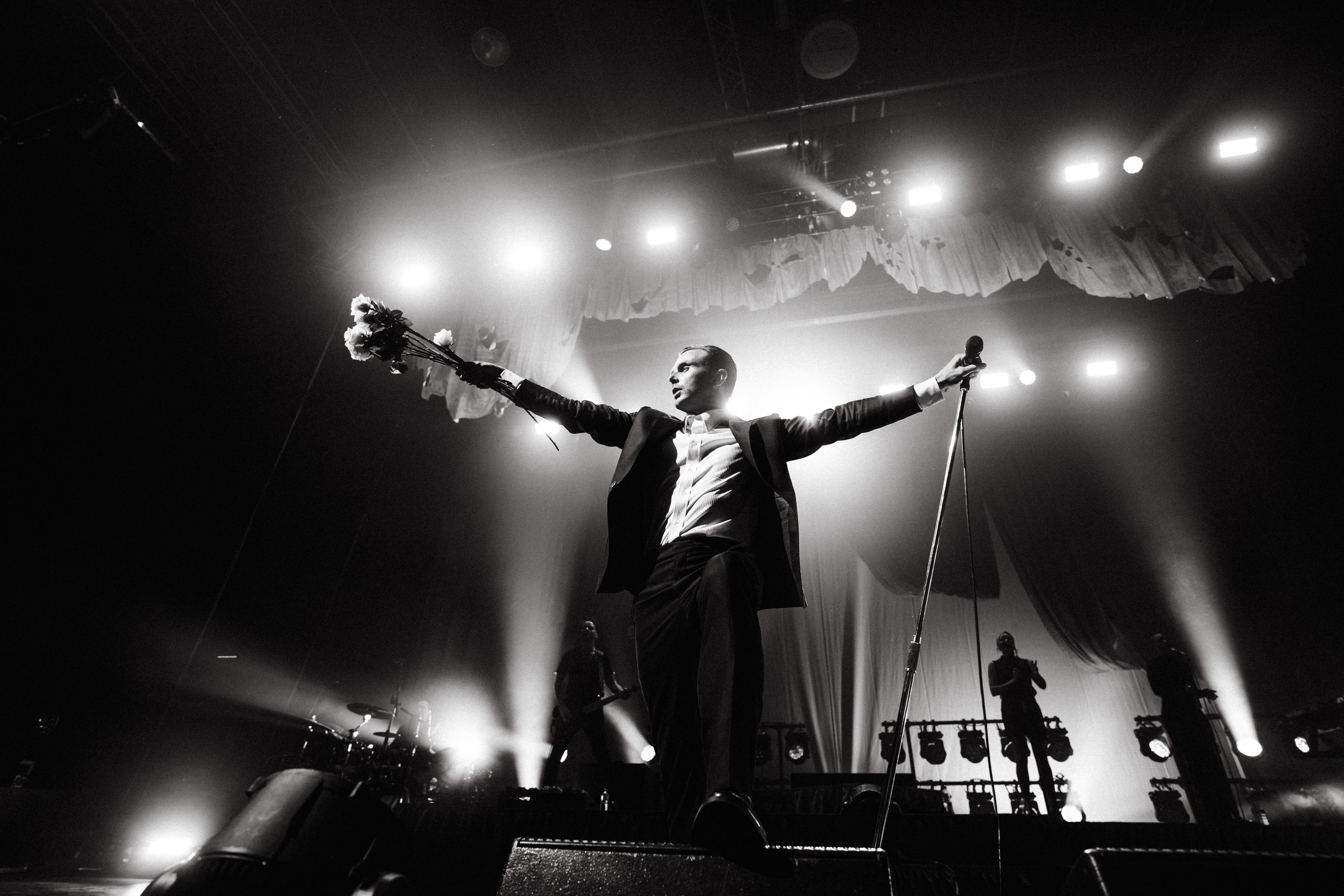 HURTS — Bochum. Фото • Видео • Аэросъемка • Контент для бизнеса