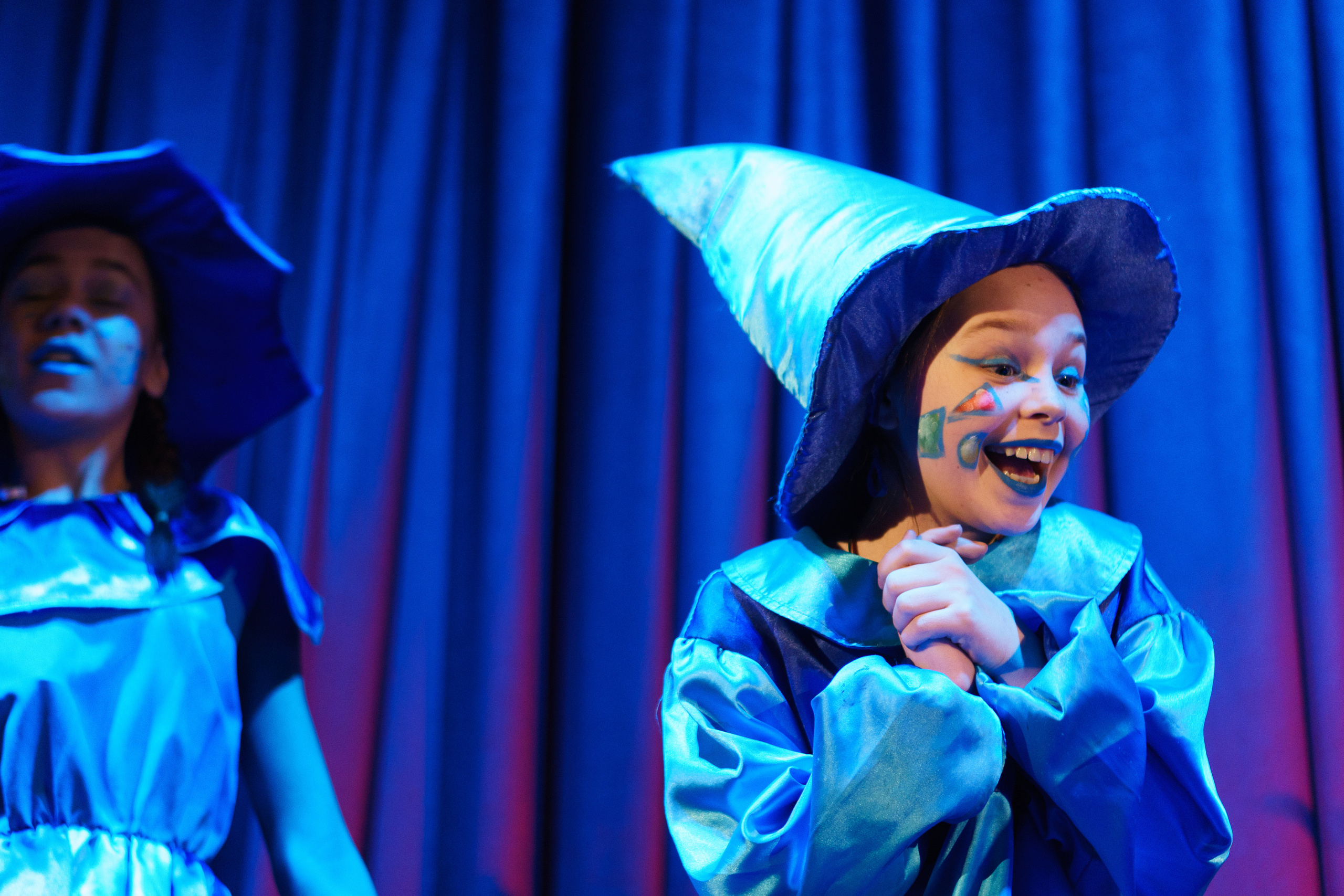 Театр «Сорванцы». Волшебник Изумрудного города. Фото • Видео • Аэросъемка • Контент для бизнеса