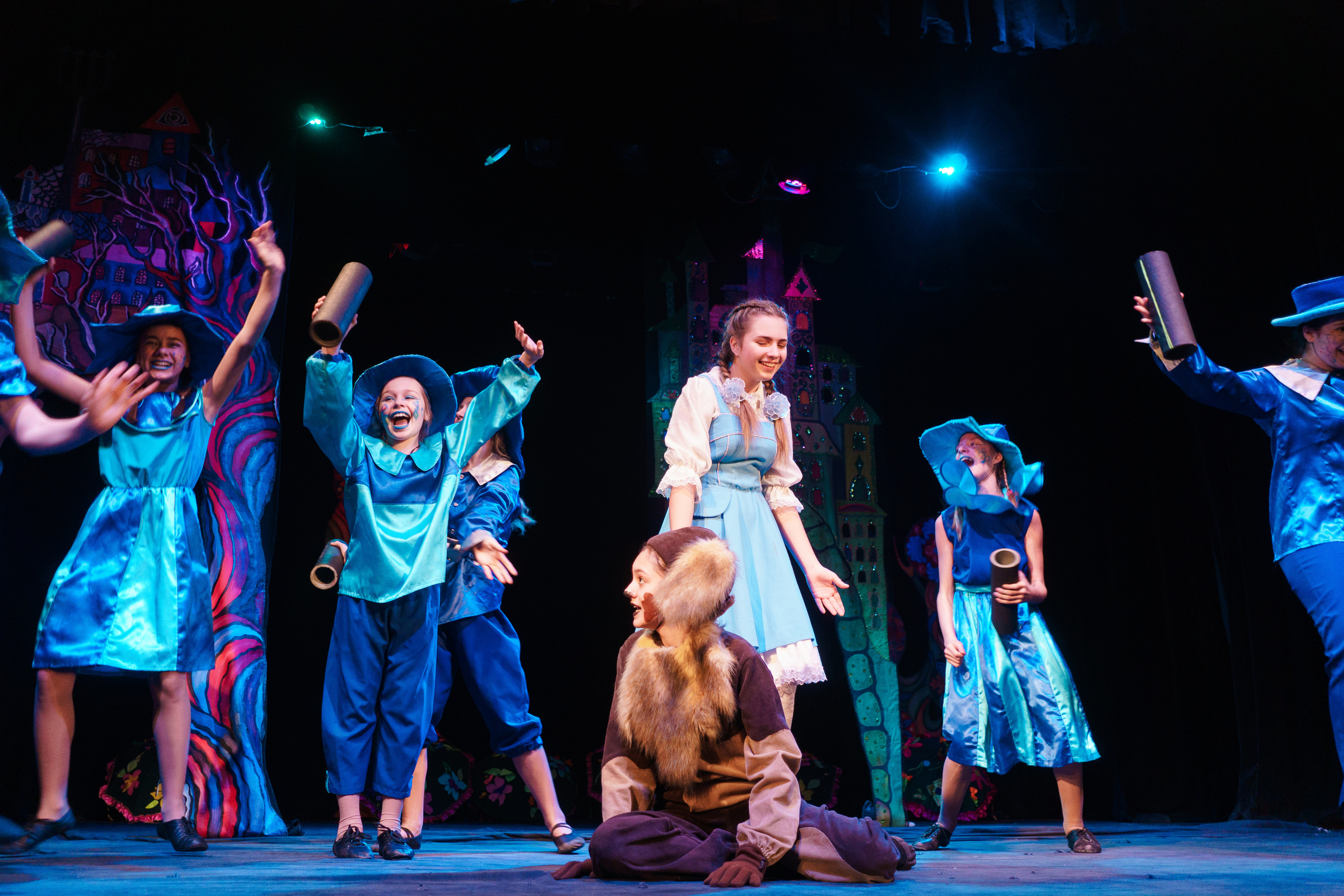 Театр «Сорванцы». Волшебник Изумрудного города. Фото • Видео • Аэросъемка • Контент для бизнеса