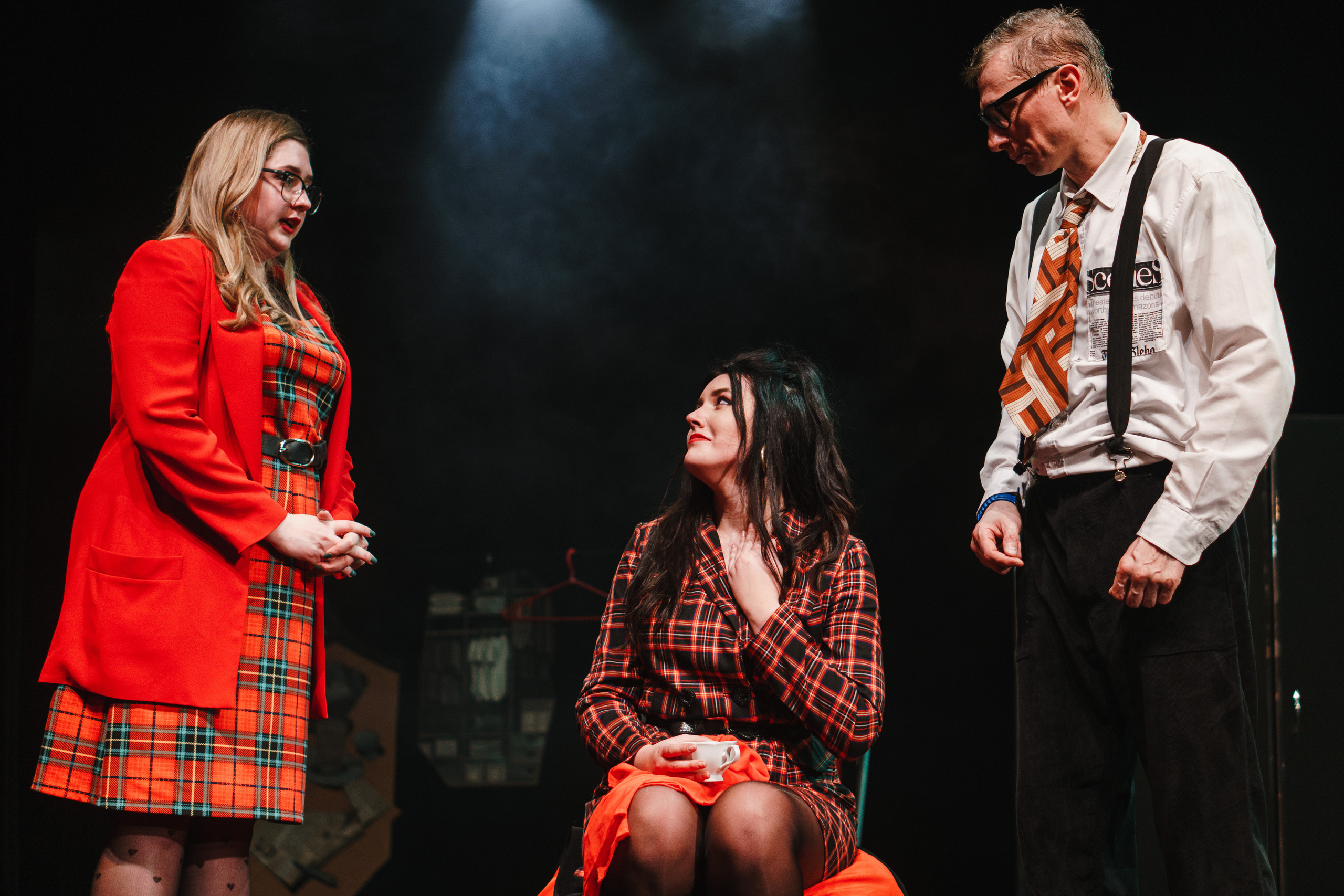 Театр «Сорванцы». Три плюс Кот. Фото • Видео • Аэросъемка • Контент для бизнеса