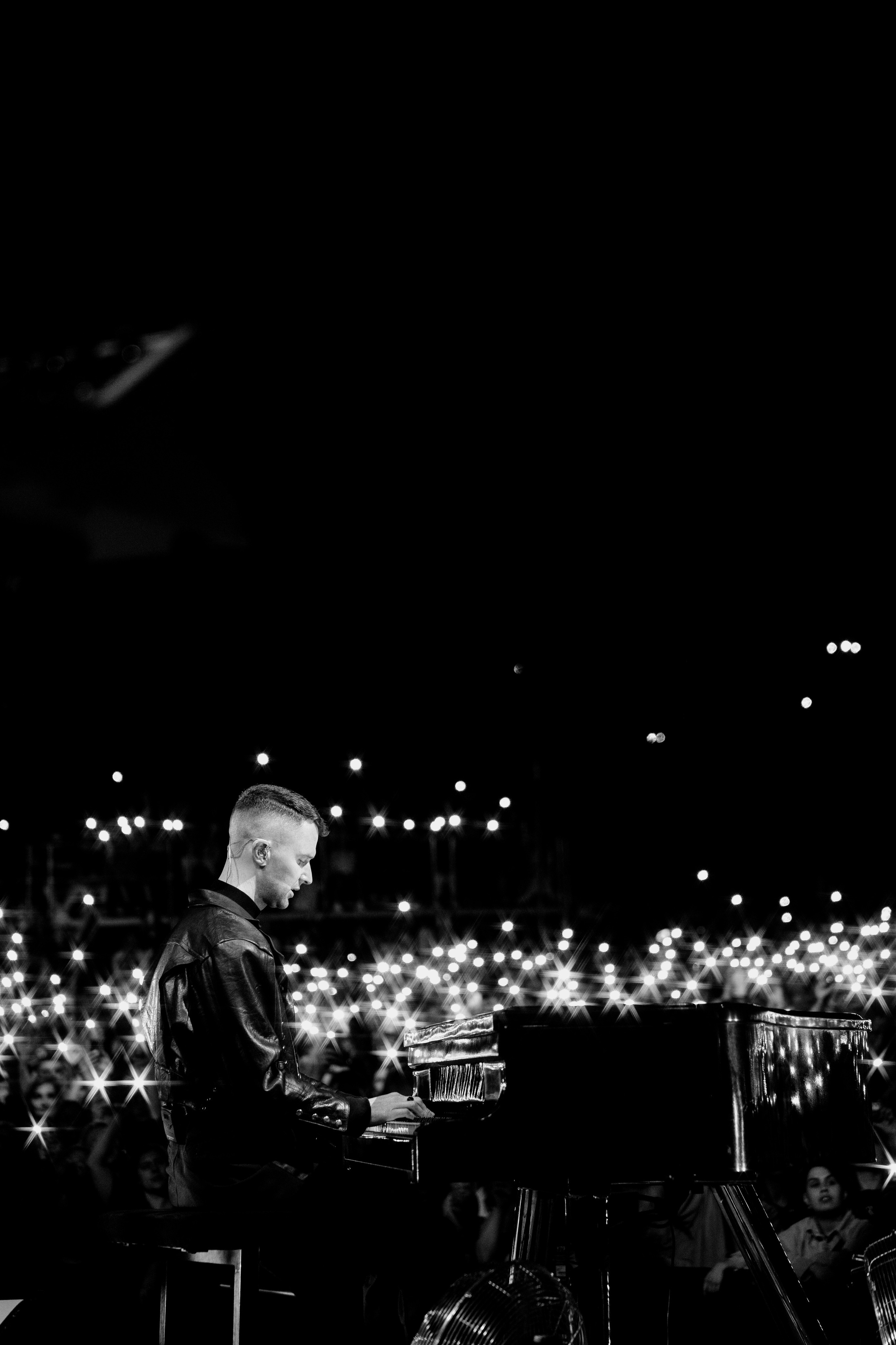 HURTS — Sigulda Medieval Castle. Фото • Відео • Аерозйомка • Контент для бізнесу