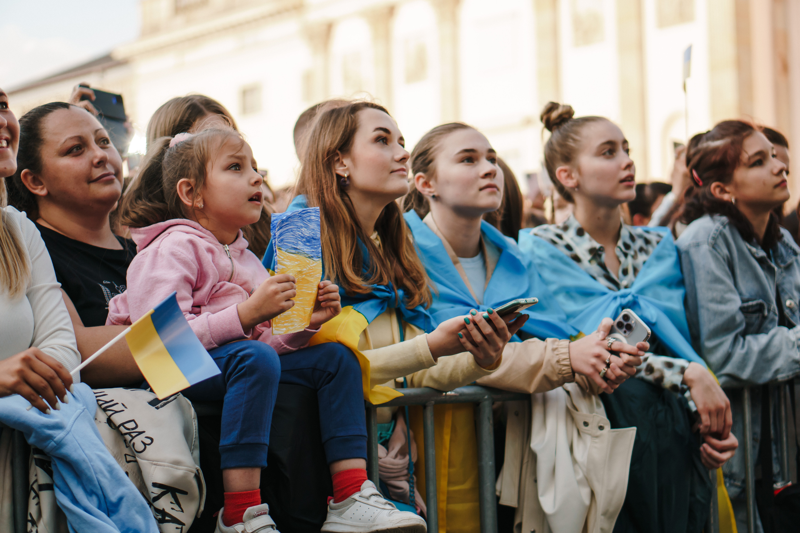 Life Will Win. Berlin. Photo • Video • Production • Aerial • Media Creation