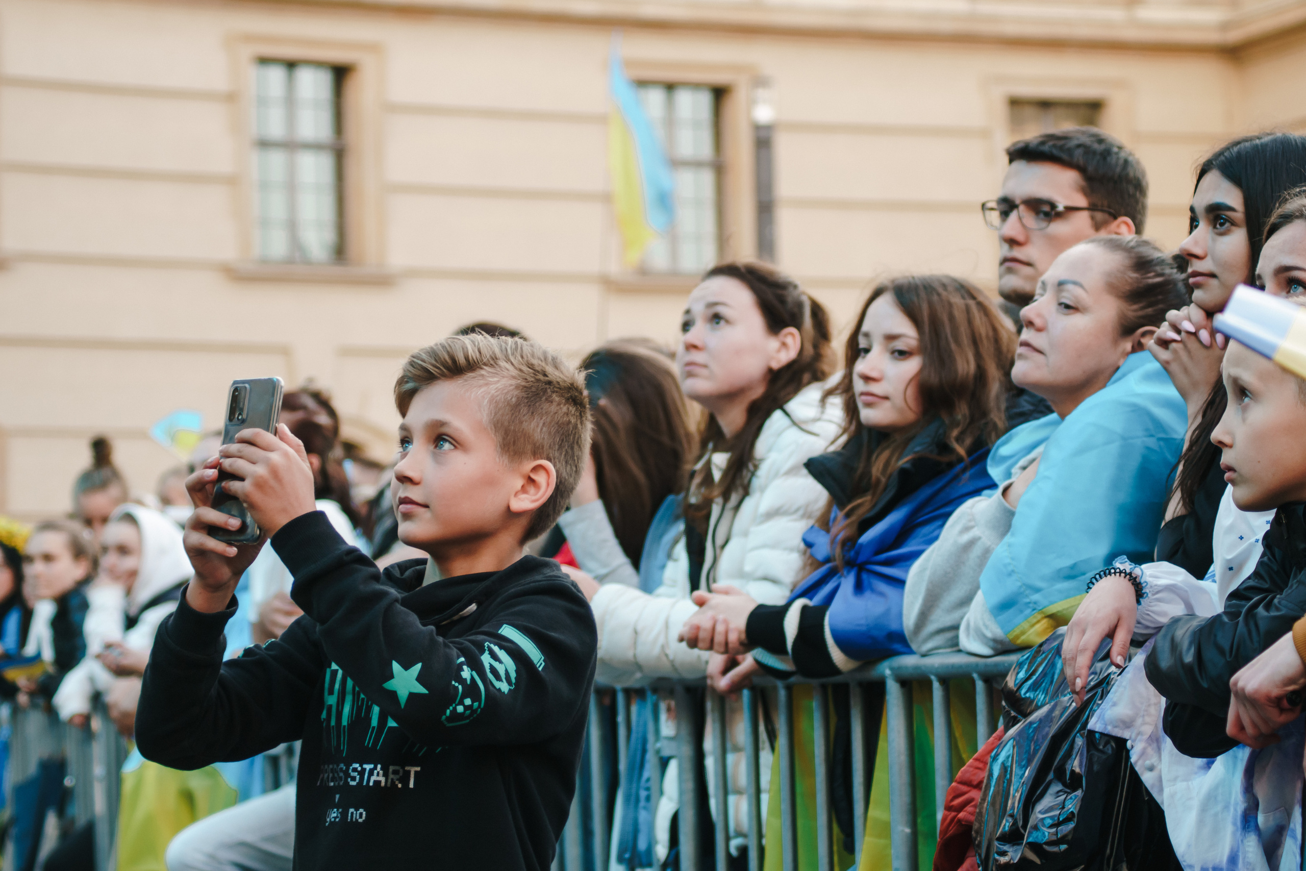 Life Will Win. Berlin. Photo • Video • Production • Aerial • Media Creation