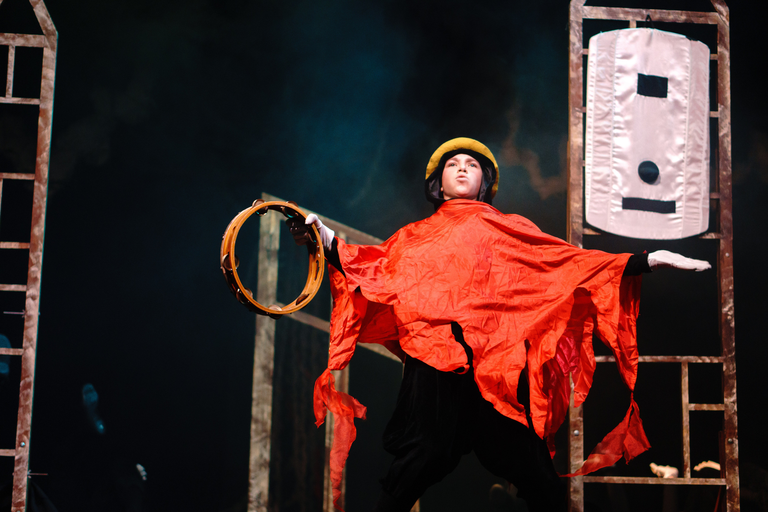 Театр «Сорванцы». Манюня. Фото • Відео • Аерозйомка • Контент для бізнесу