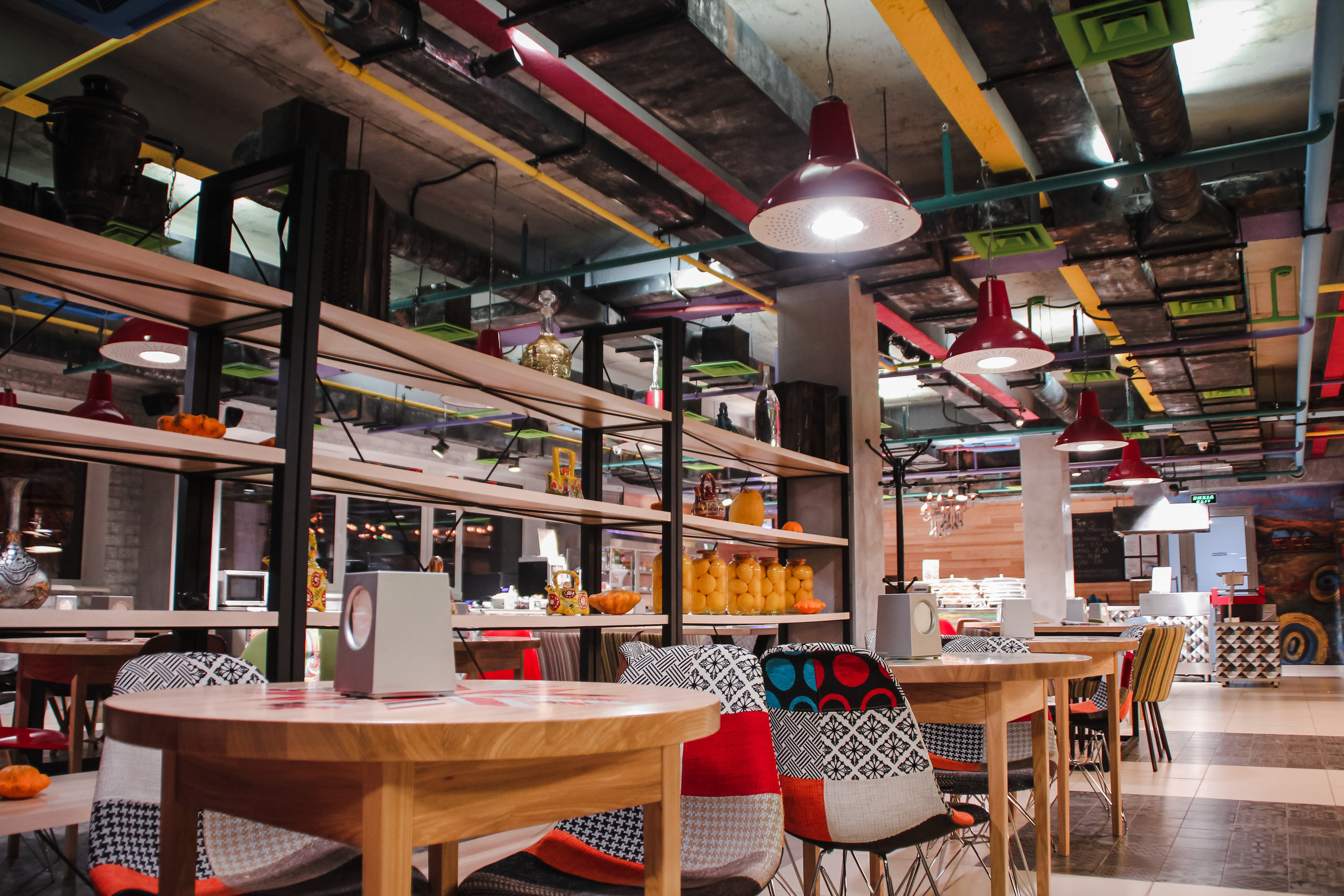 Элементы декора интерьера супермаркета «Рост». Foto • Video • Produktion • Luftbildaufnahmen • Erstellung von Medien